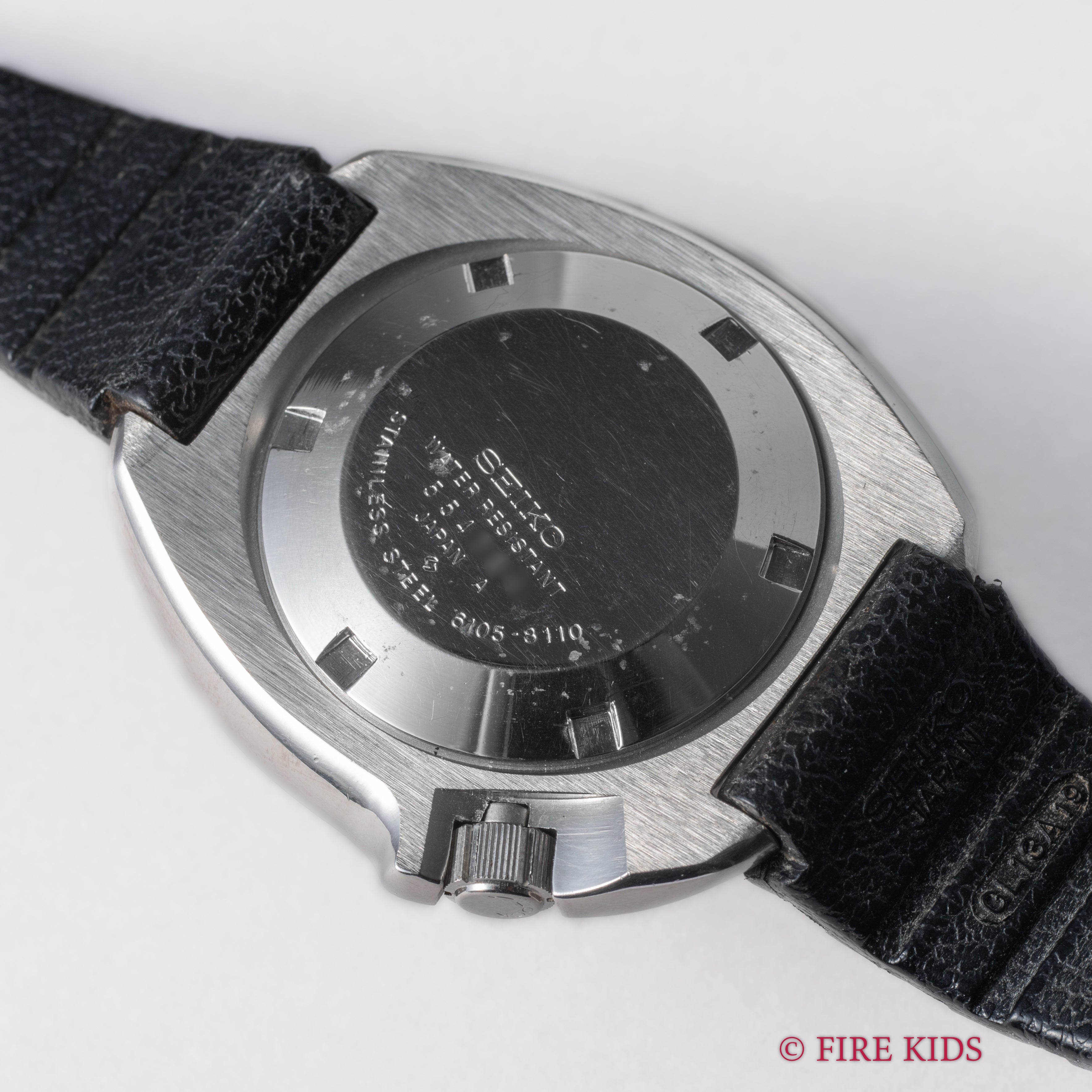 セイコー 150mダイバー 2nd後期 植村ダイバー 1975年製 自動巻き Ref.6105-8110 純正ベルト、尾錠付き