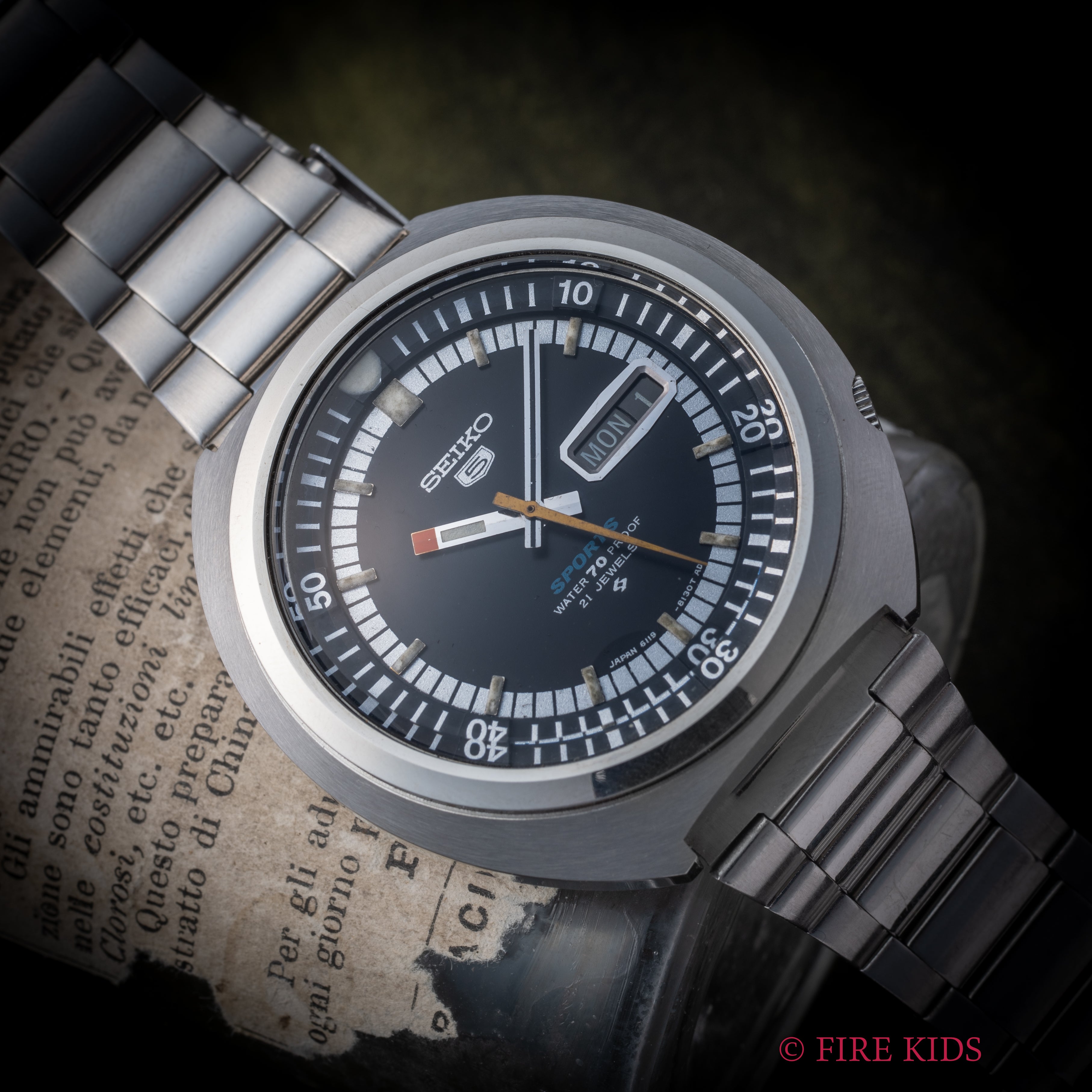 セイコー 5スポーツ 1969年製 Ref.6119-7160 UFO 自動巻き 純正ブレス付き 未使用美品