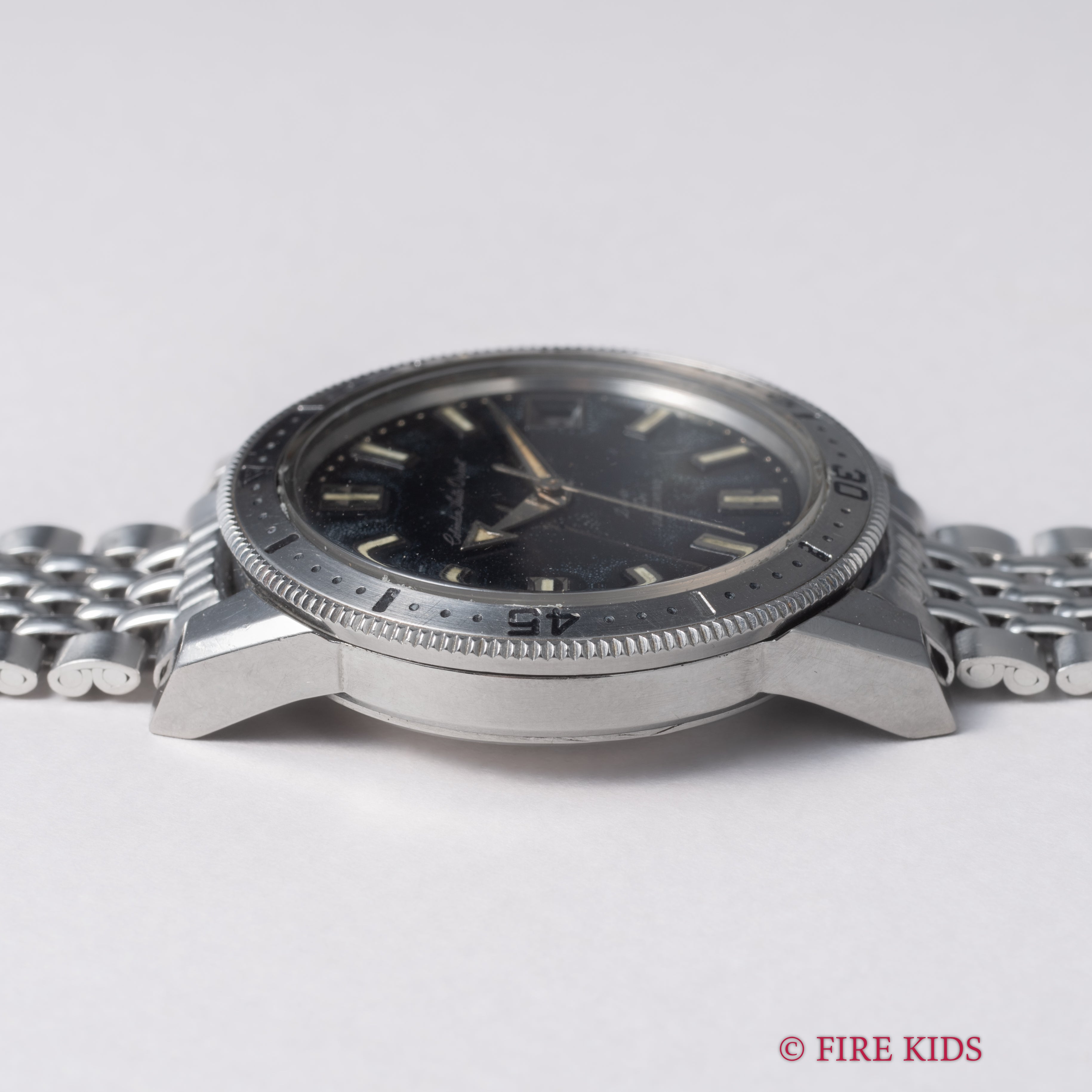 オリエント カレンダーオートオリエント 1960年代製 ダイバーズウォッチ 自動巻き アローハンド 純正ブレス付き