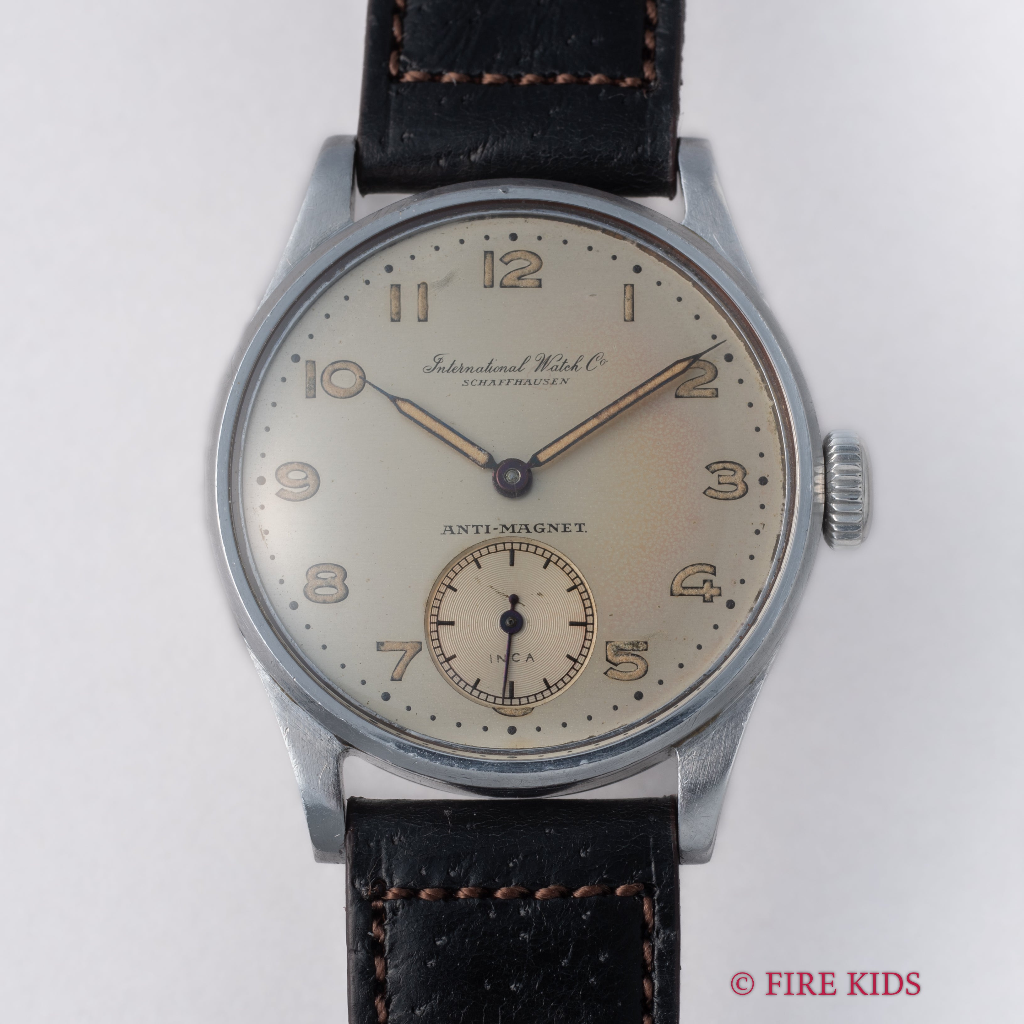 IWC アラビアダイヤル 1945年製 手巻 Cal.83 ラウンドケース