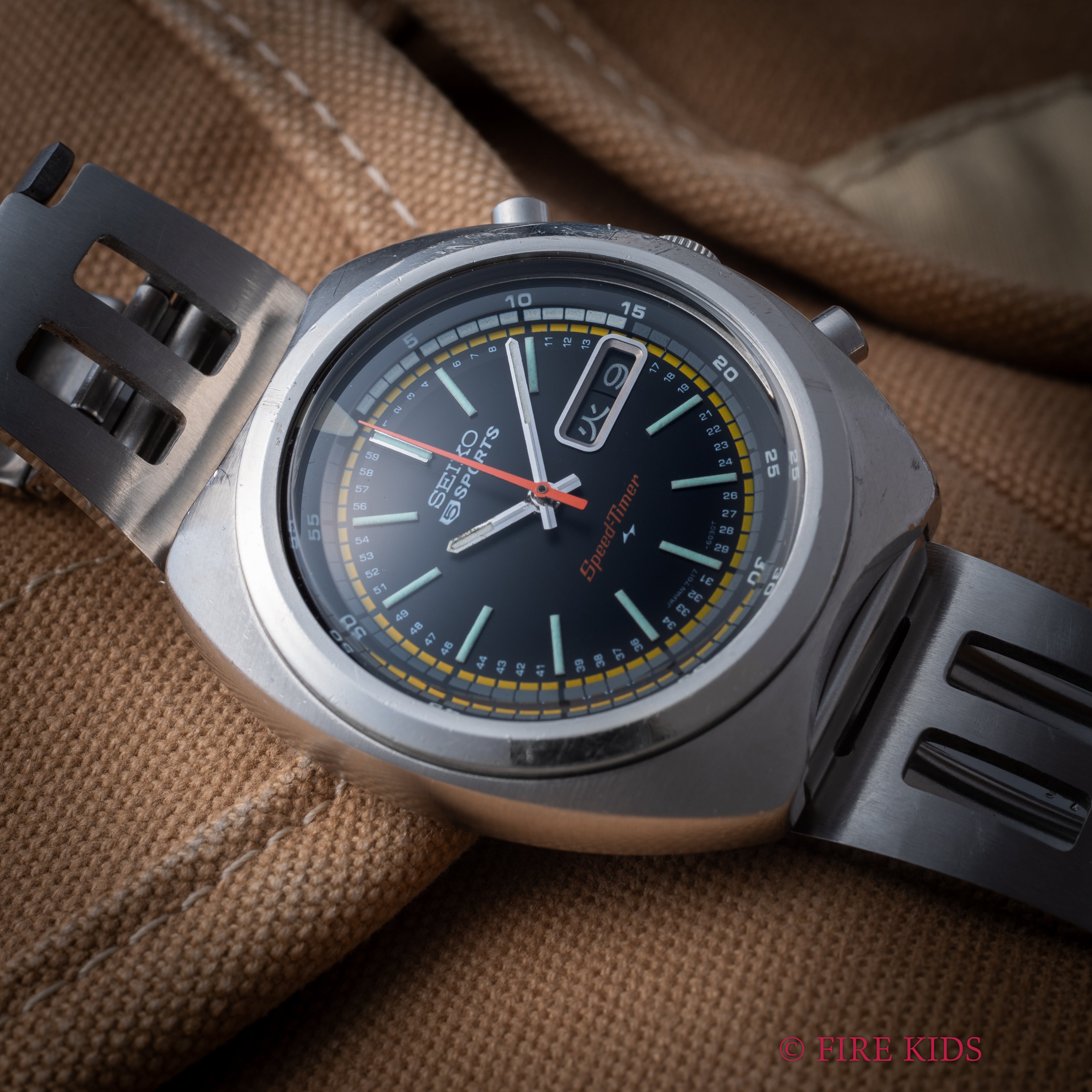 セイコー 5スポーツスピードタイマー 1971年製 Ref.7017‐6040 インナー回転ベゼル 自動巻クロノグラフ