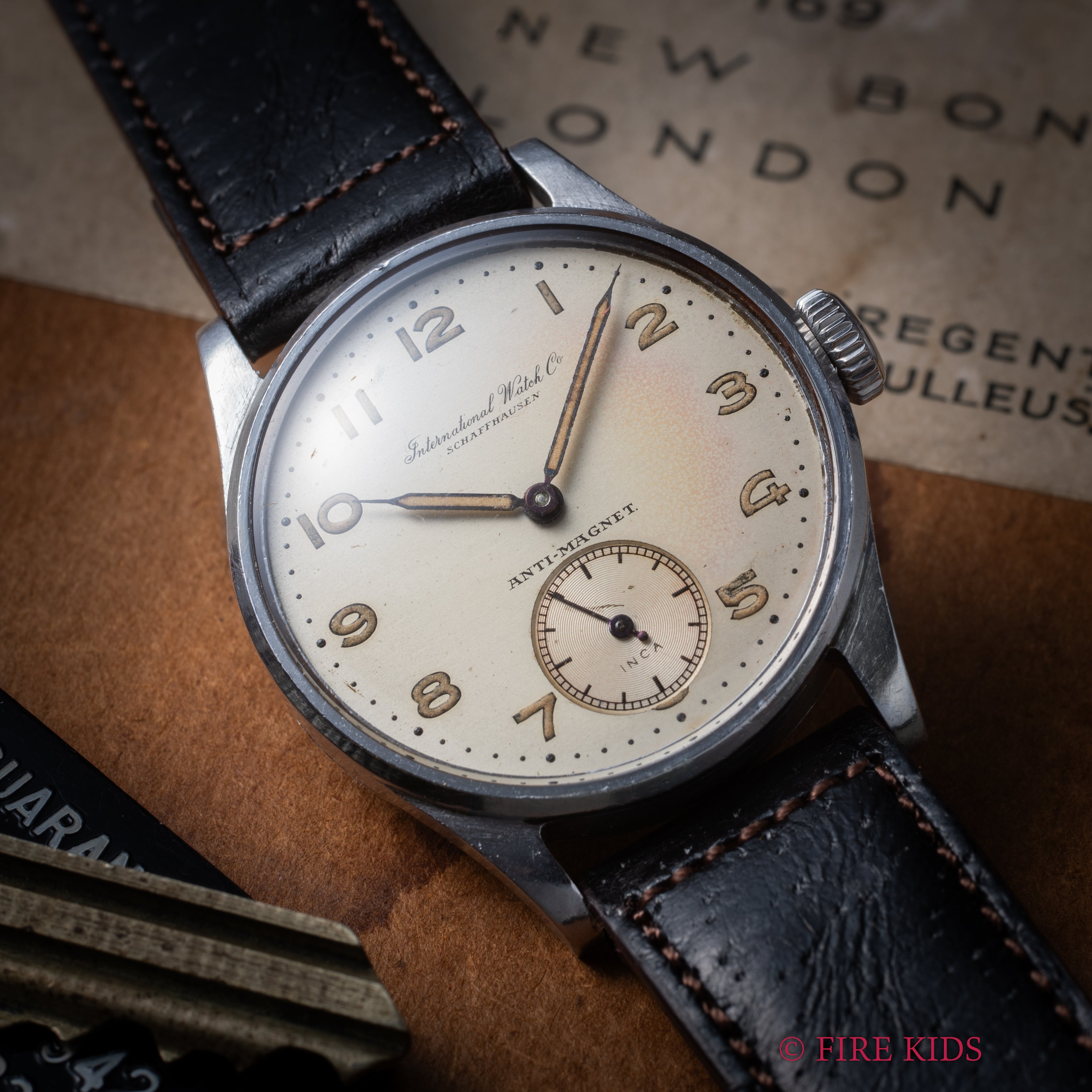 IWC アラビアダイヤル 1945年製 手巻 Cal.83 ラウンドケース