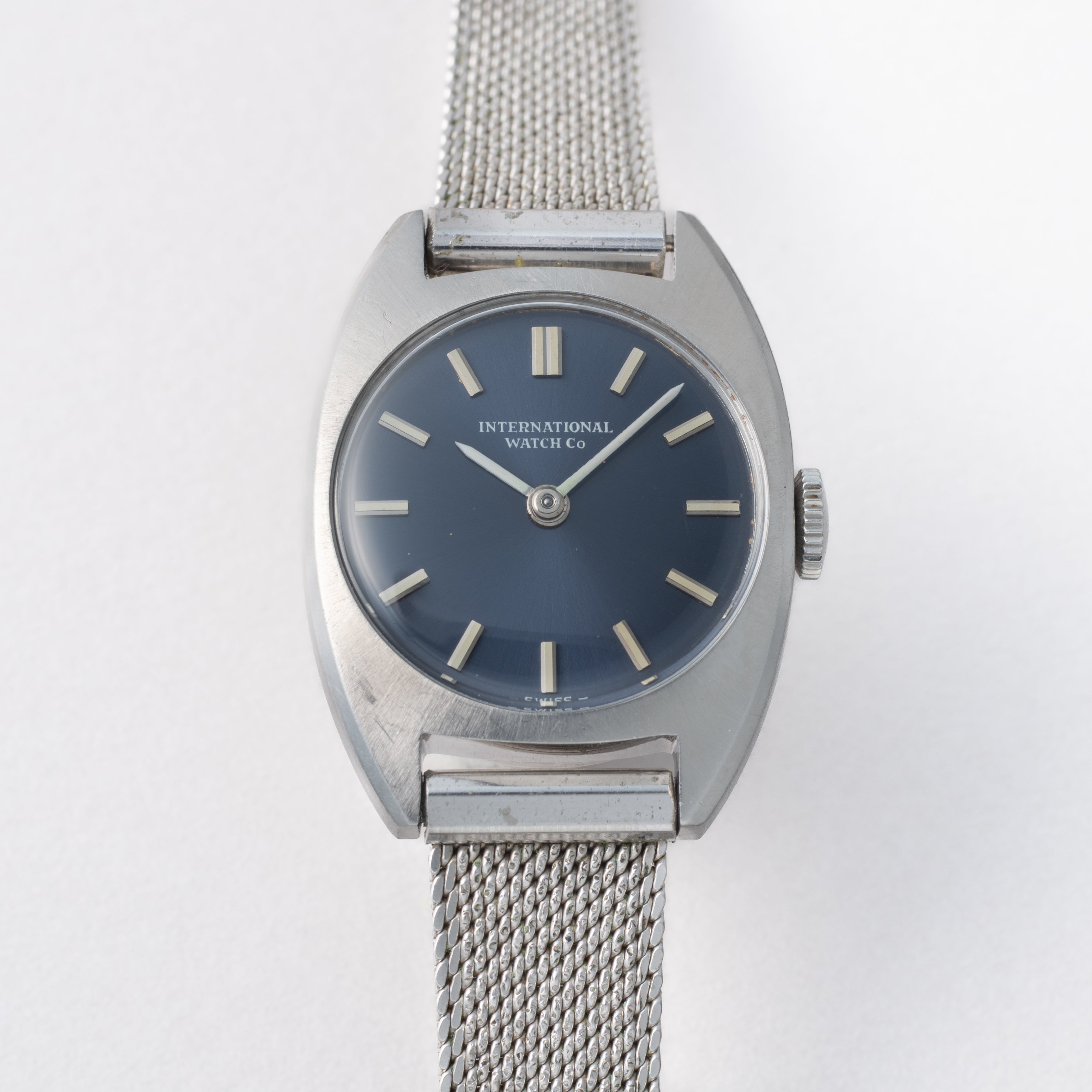 IWC レディース トノー型 1972年製 Ref.4108 手巻き Cal.412 ブルーダイヤル