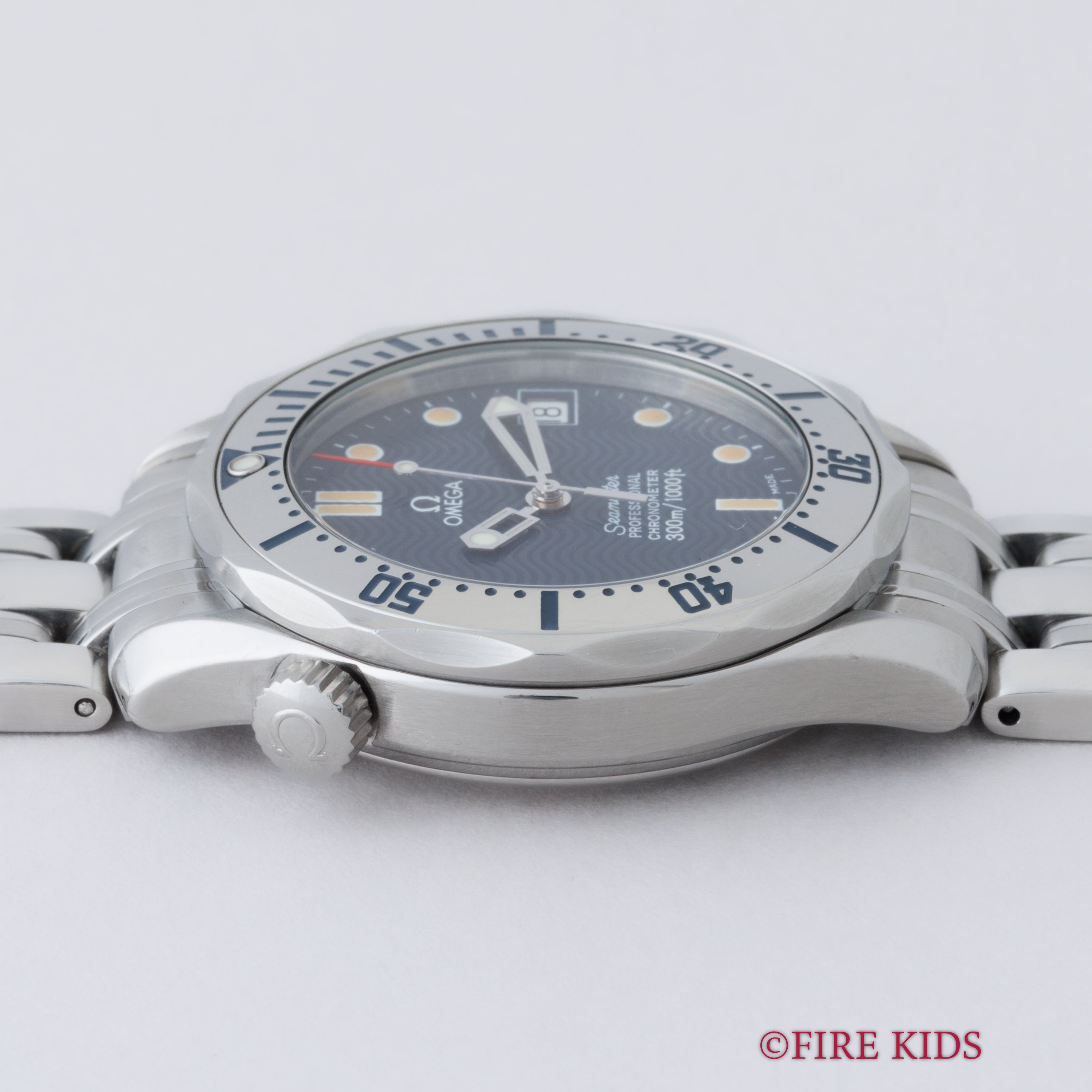 オメガ シーマスター プロフェショナル300m 36㎜ケース 1986年製 自動巻クロノメーター 純正ブレス 箱付