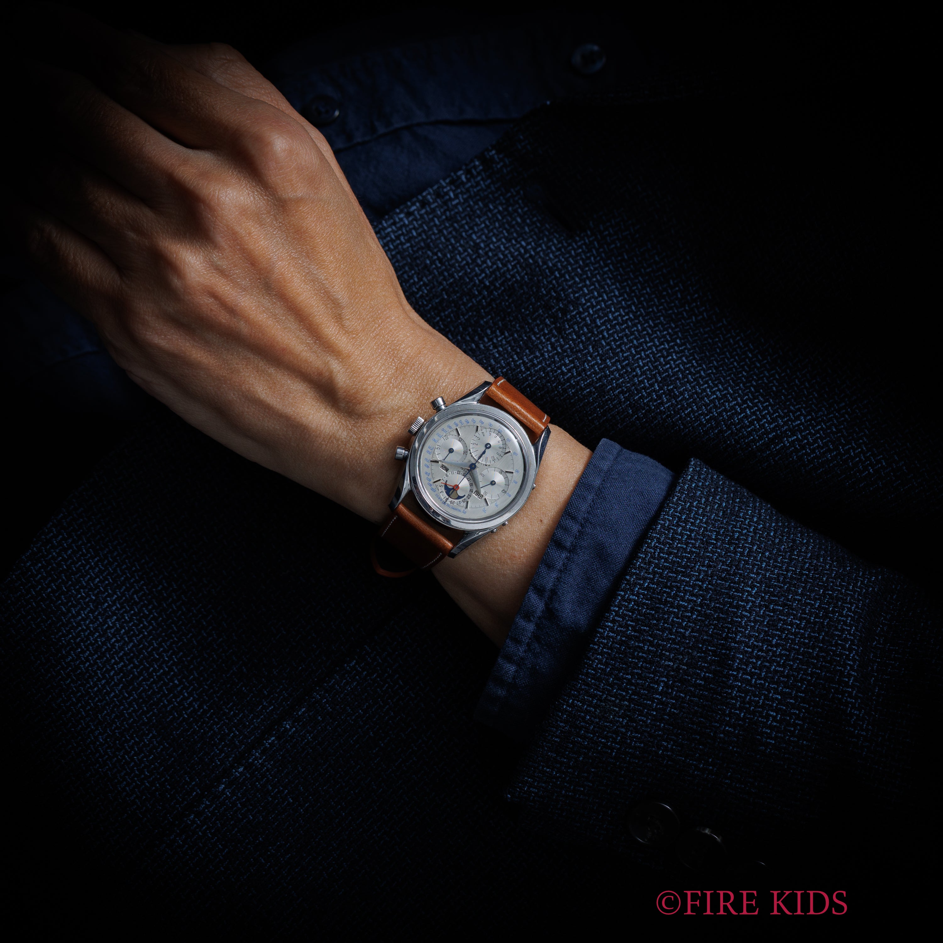 ユニバーサル・ジュネーブ トリコンパックス 1960年代製 Ref.222100/2 手巻き Cal.281 トリプルカレンダームーンフェイズクロノグラフ