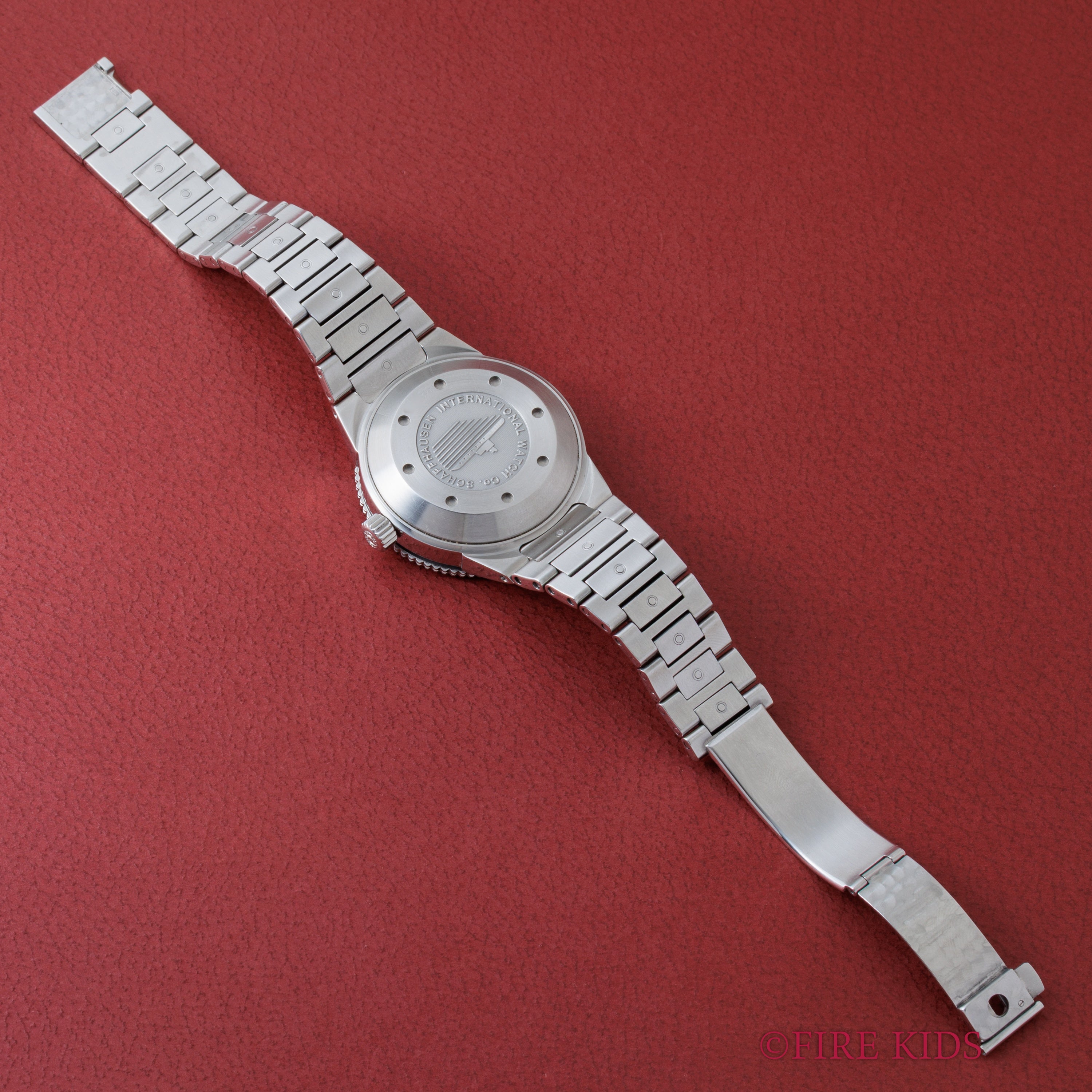 IWC 2001年製 アクアタイマー 2000m防水 オールトリチウム 純正ブレス サービスギャラ、箱、修理明細付き