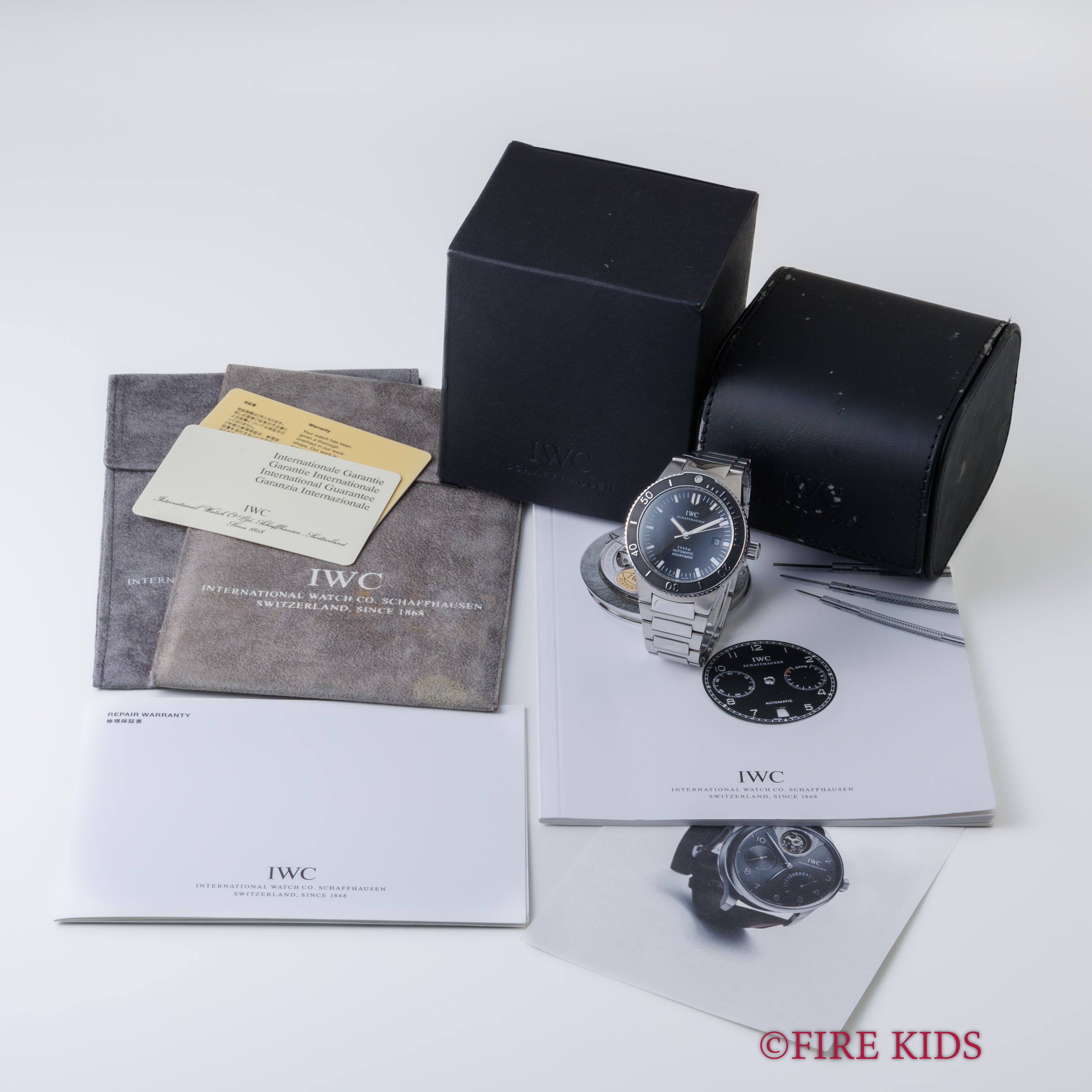 IWC 2001年製 アクアタイマー 2000m防水 オールトリチウム 純正ブレス サービスギャラ、箱、修理明細付き