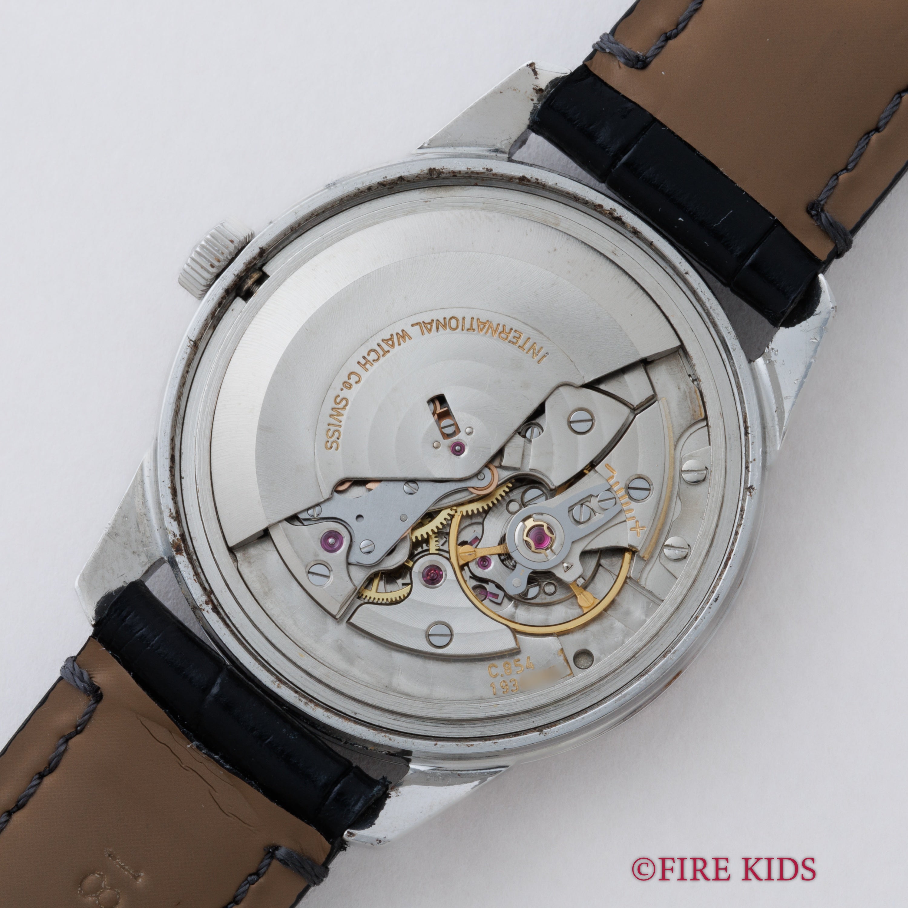 IWC 1972年製 ラウンドケース ペラトン式自動巻き Cal.854 R810 お魚リューズ