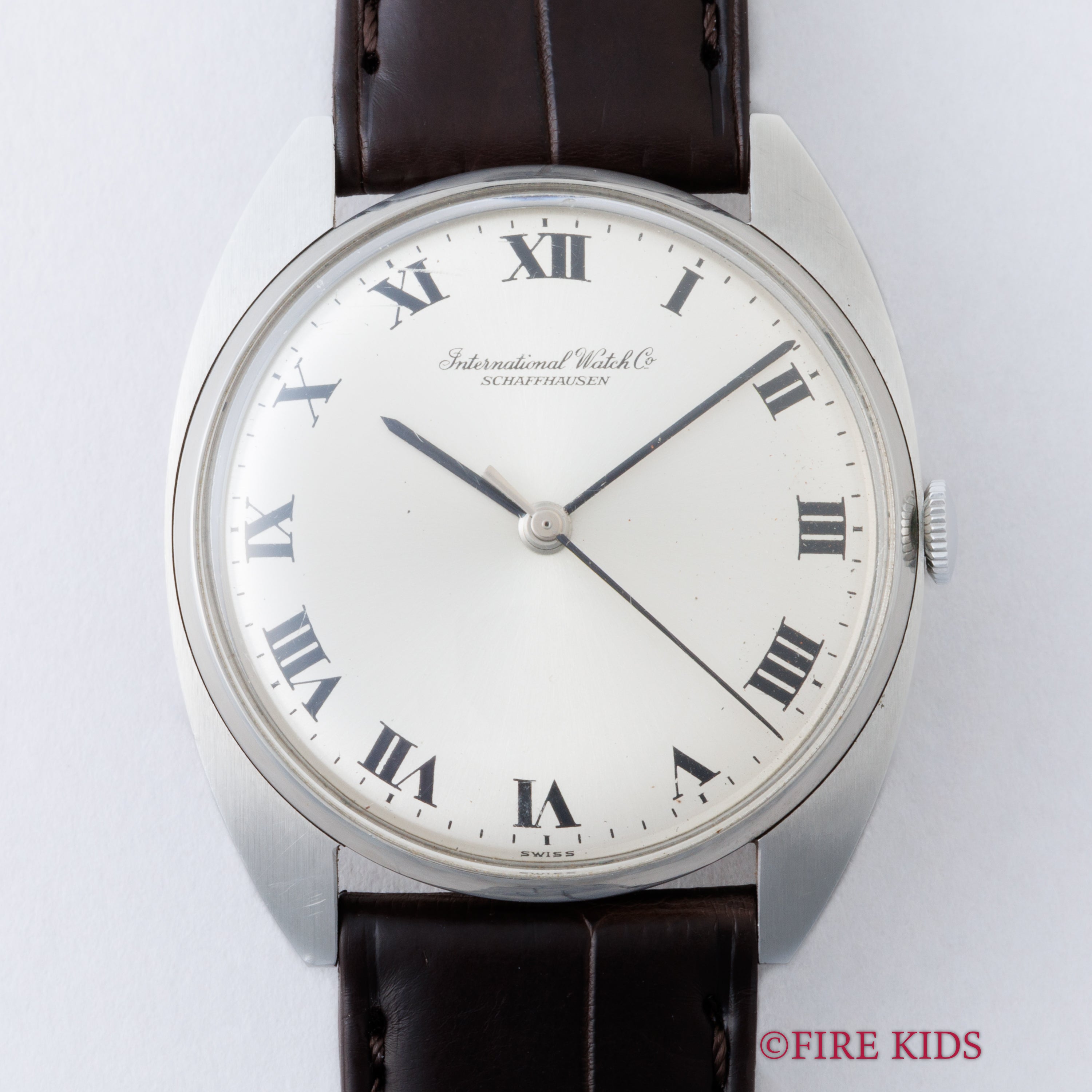 IWC Cラインケース シルバーローマンダイヤル 1967年製 薄型手巻 cal.402 Ref.1419