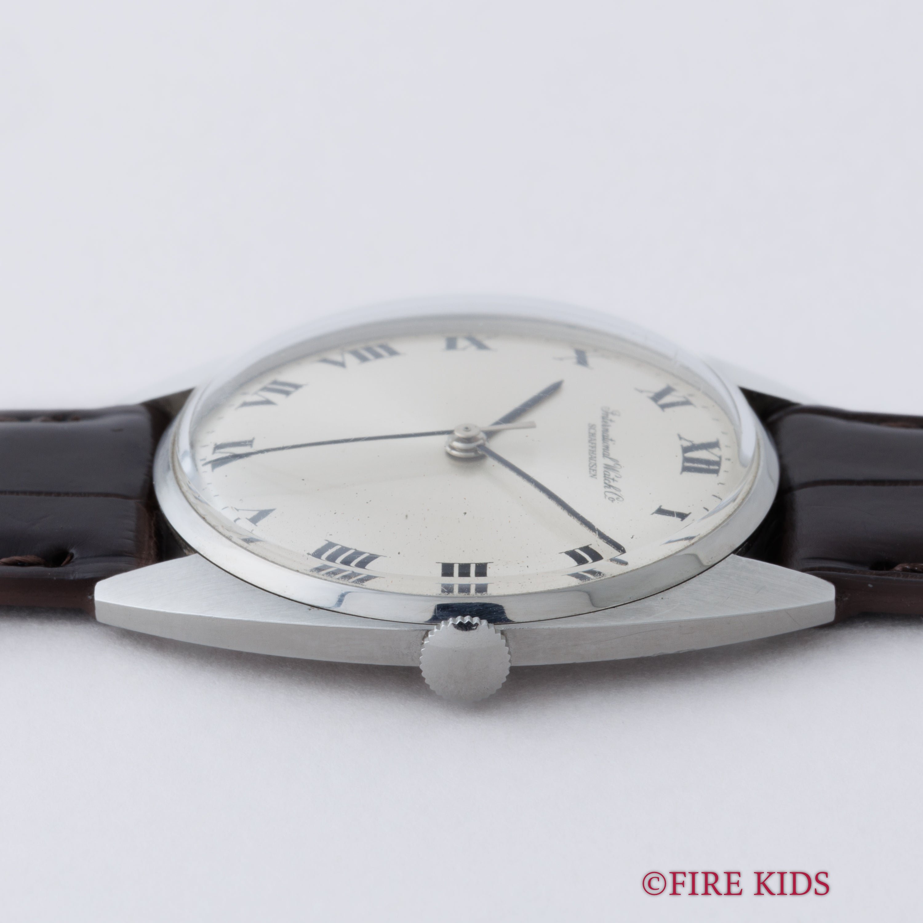 IWC Cラインケース シルバーローマンダイヤル 1967年製 薄型手巻 cal.402 Ref.1419