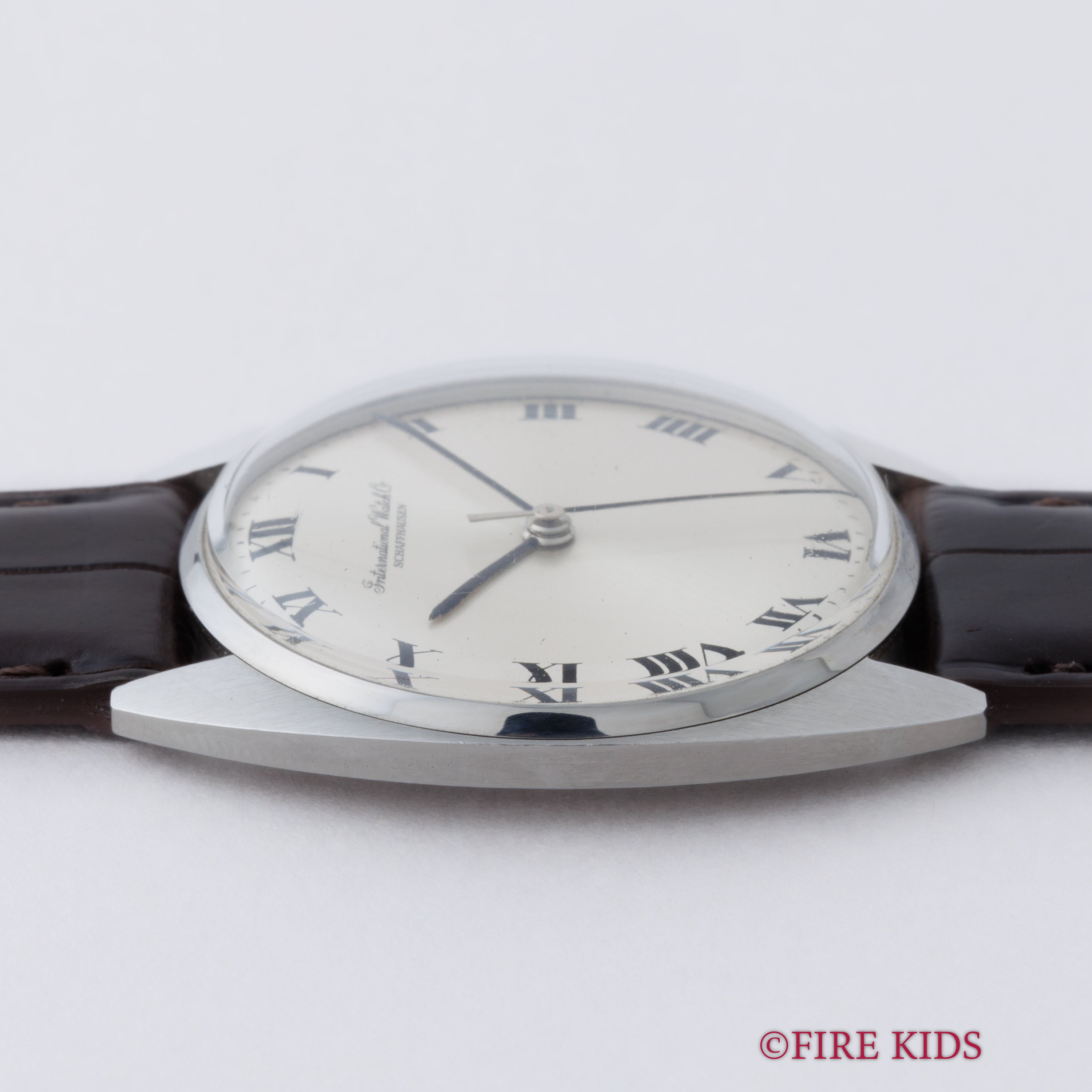 IWC Cラインケース シルバーローマンダイヤル 1967年製 薄型手巻 cal.402 Ref.1419