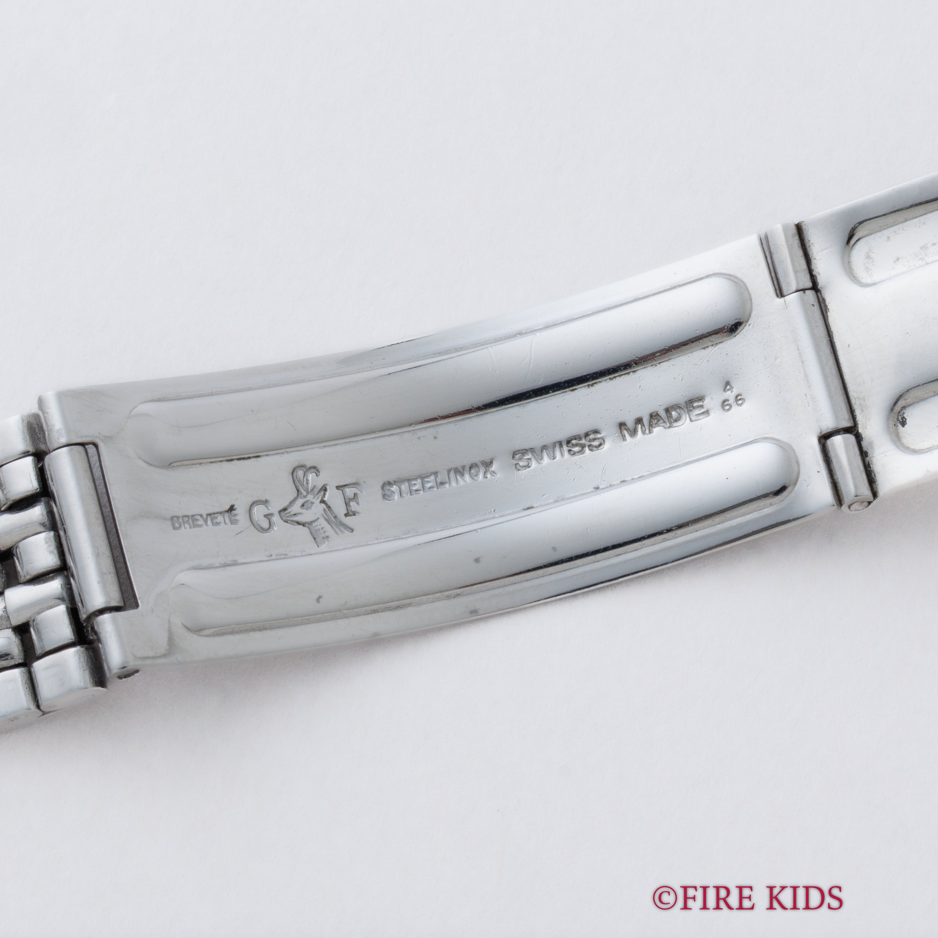 IWC ヨットクラブ Ref.811AD 1968年製 ペラトン式自動巻き Cal.8541ホワイトローマン 純正ゲイフレアーブレス