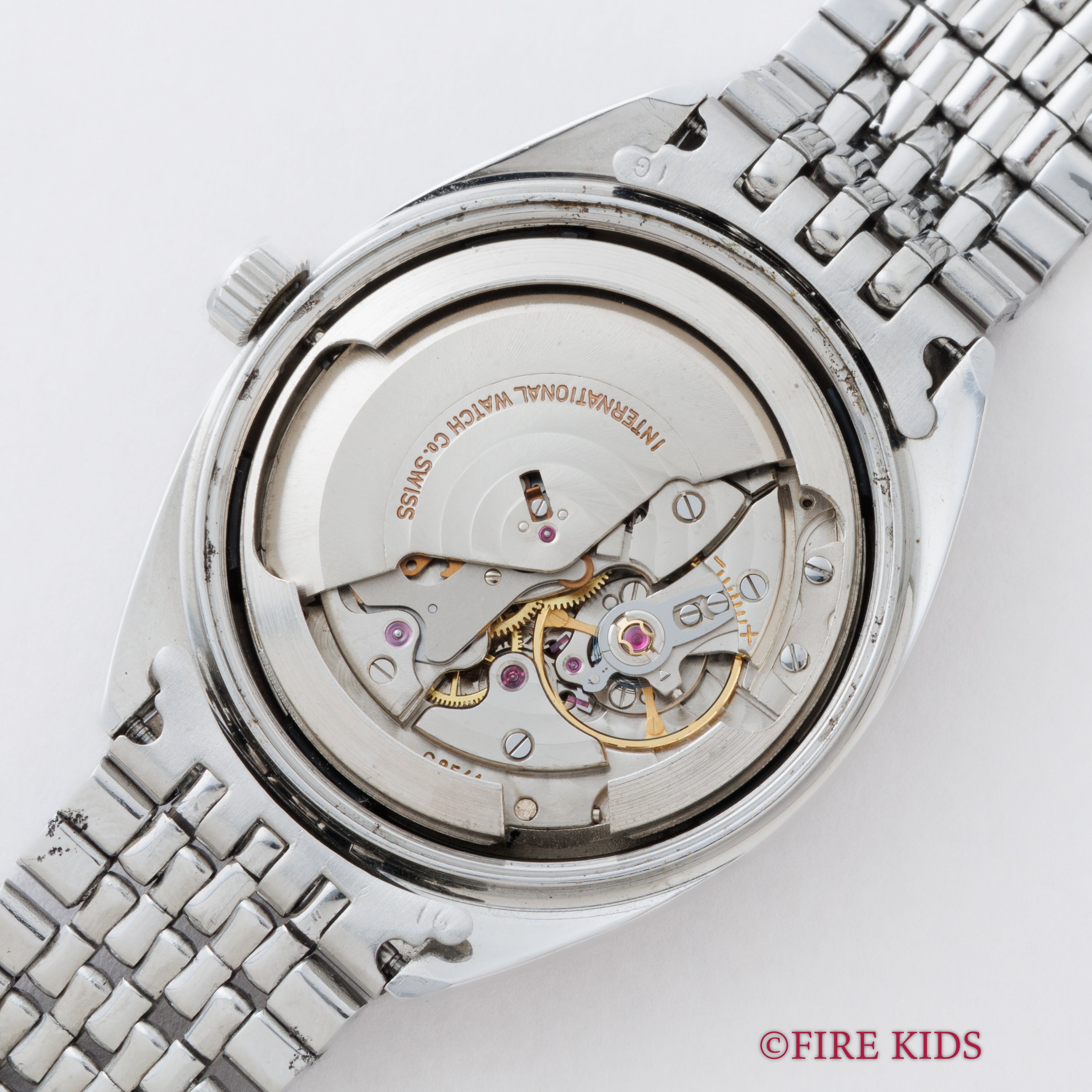 IWC ヨットクラブ Ref.811AD 1968年製 ペラトン式自動巻き Cal.8541ホワイトローマン 純正ゲイフレアーブレス