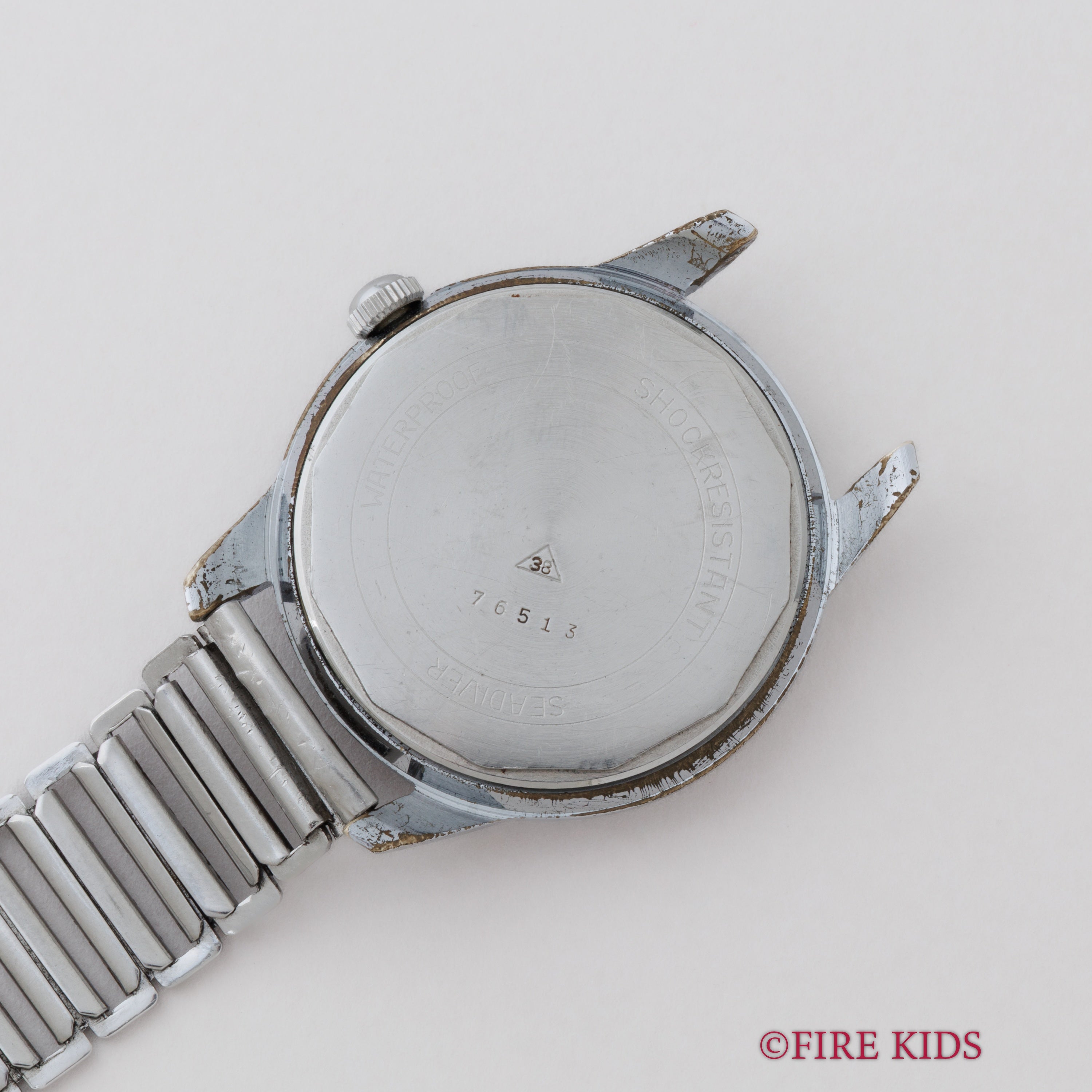 クロトン ニバダ 1960年代製 ラウンドケース 手巻き ブラックダイヤル