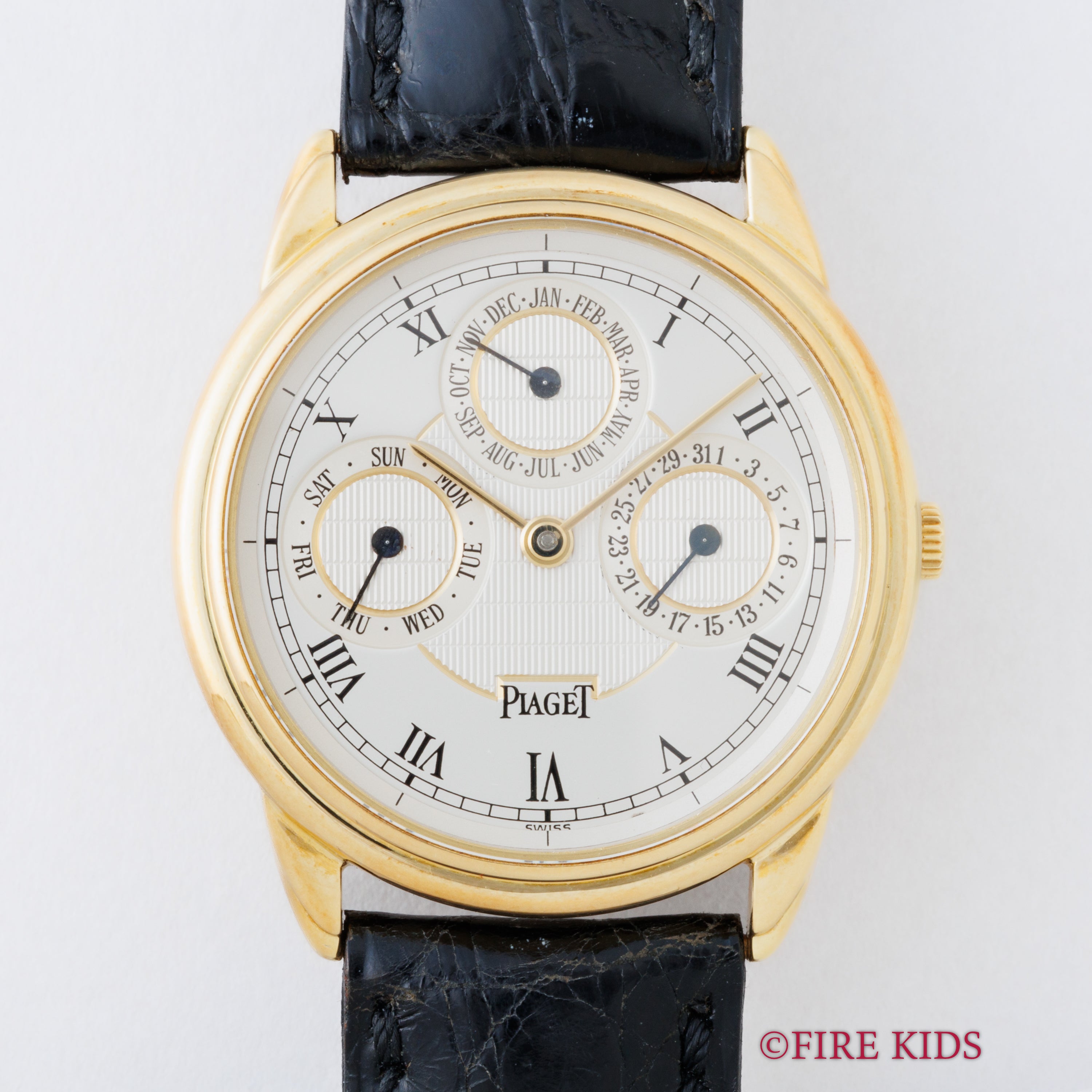 ピアジェ グベナー 18金無垢 トリプルカレンダー 1990年代製 自動巻き Cal.8535 Ref.15959 N.O.S 箱、ギャラ、タグ、尾錠、革ベルト付