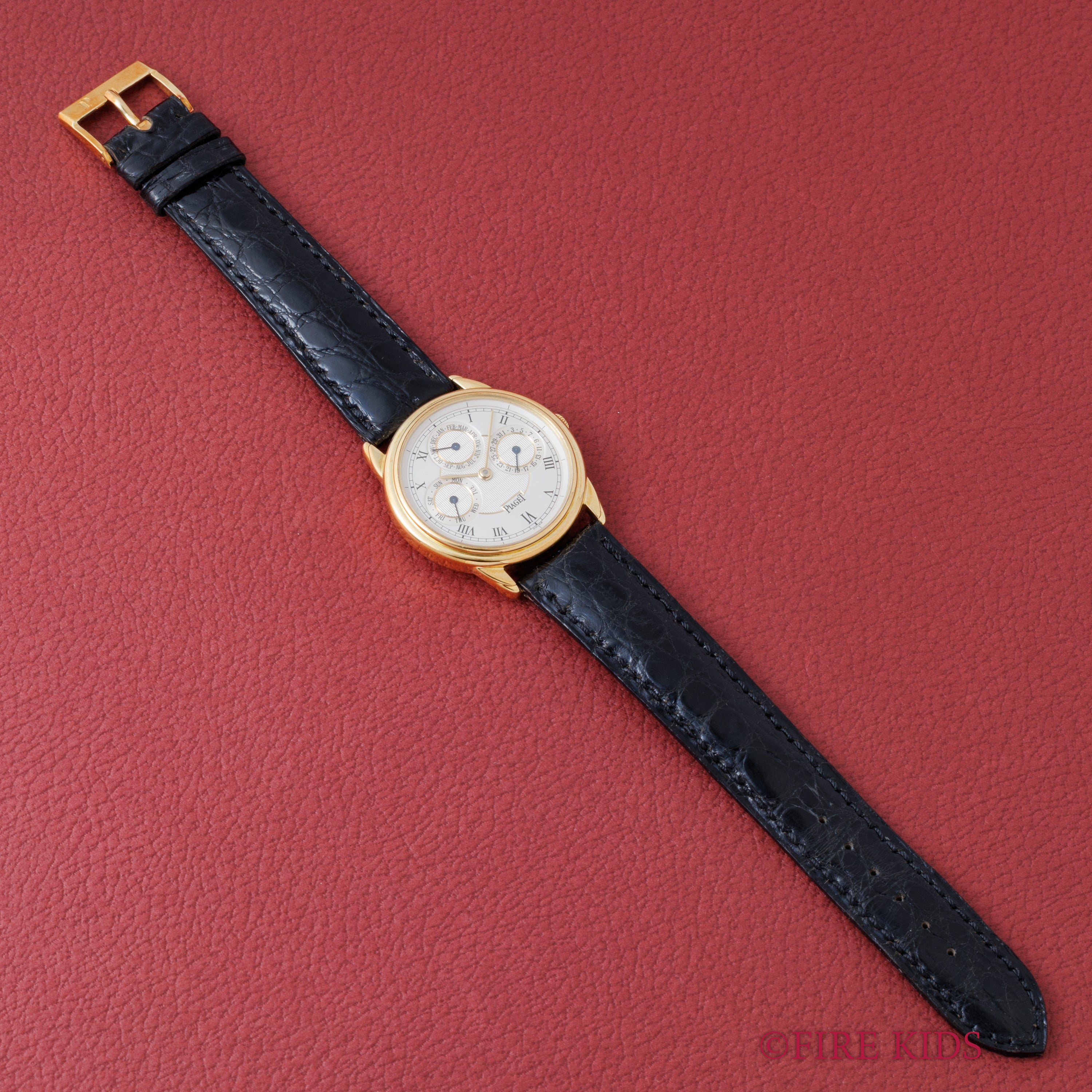 ピアジェ グベナー 18金無垢 トリプルカレンダー 1990年代製 自動巻き Cal.8535 Ref.15959 N.O.S 箱、ギャラ、タグ、尾錠、革ベルト付