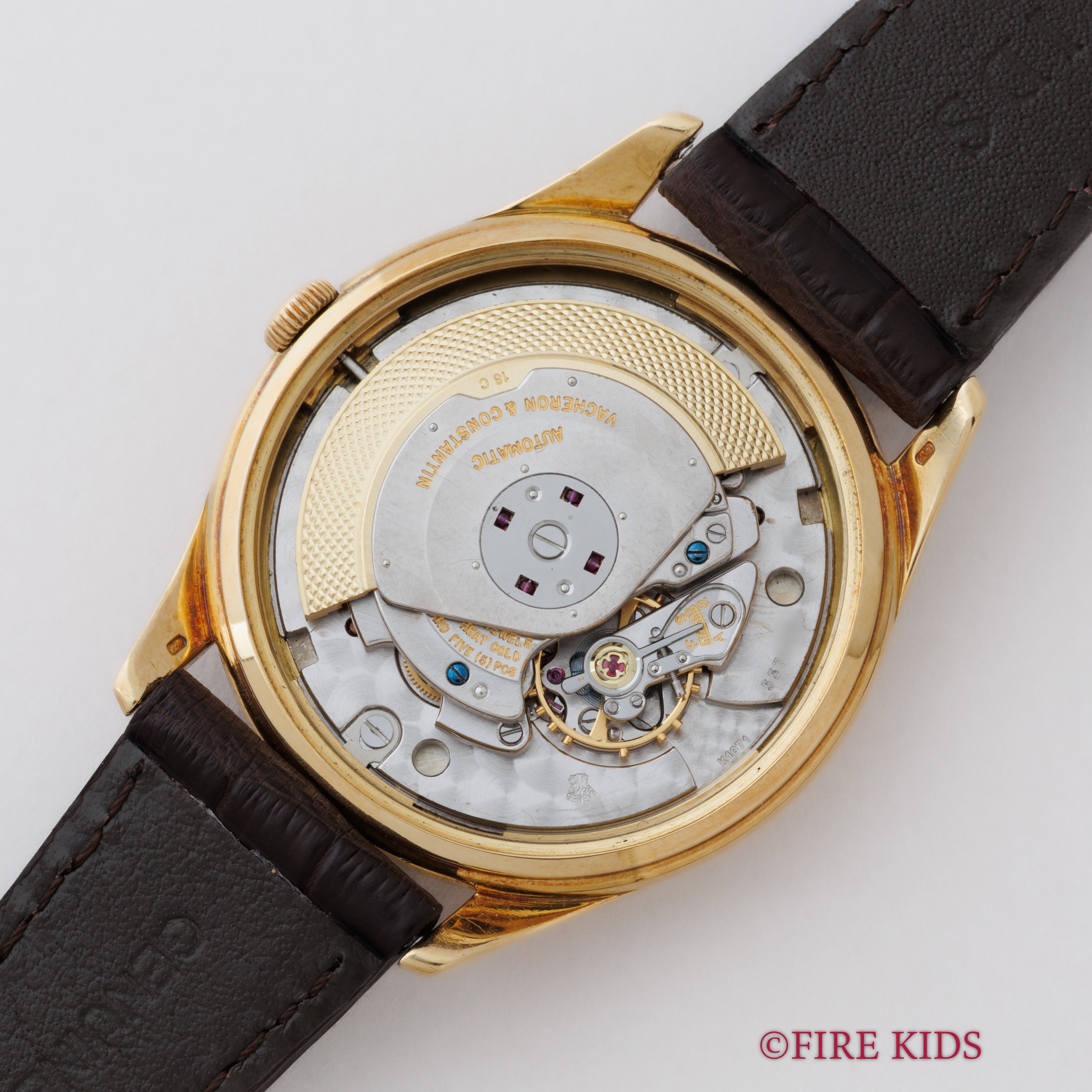 ヴァシュロン・コンスタンタン 18金無垢 ラウンドケース 自動巻き Ref.6441 Cal.K1071 1960年代製　純正尾錠