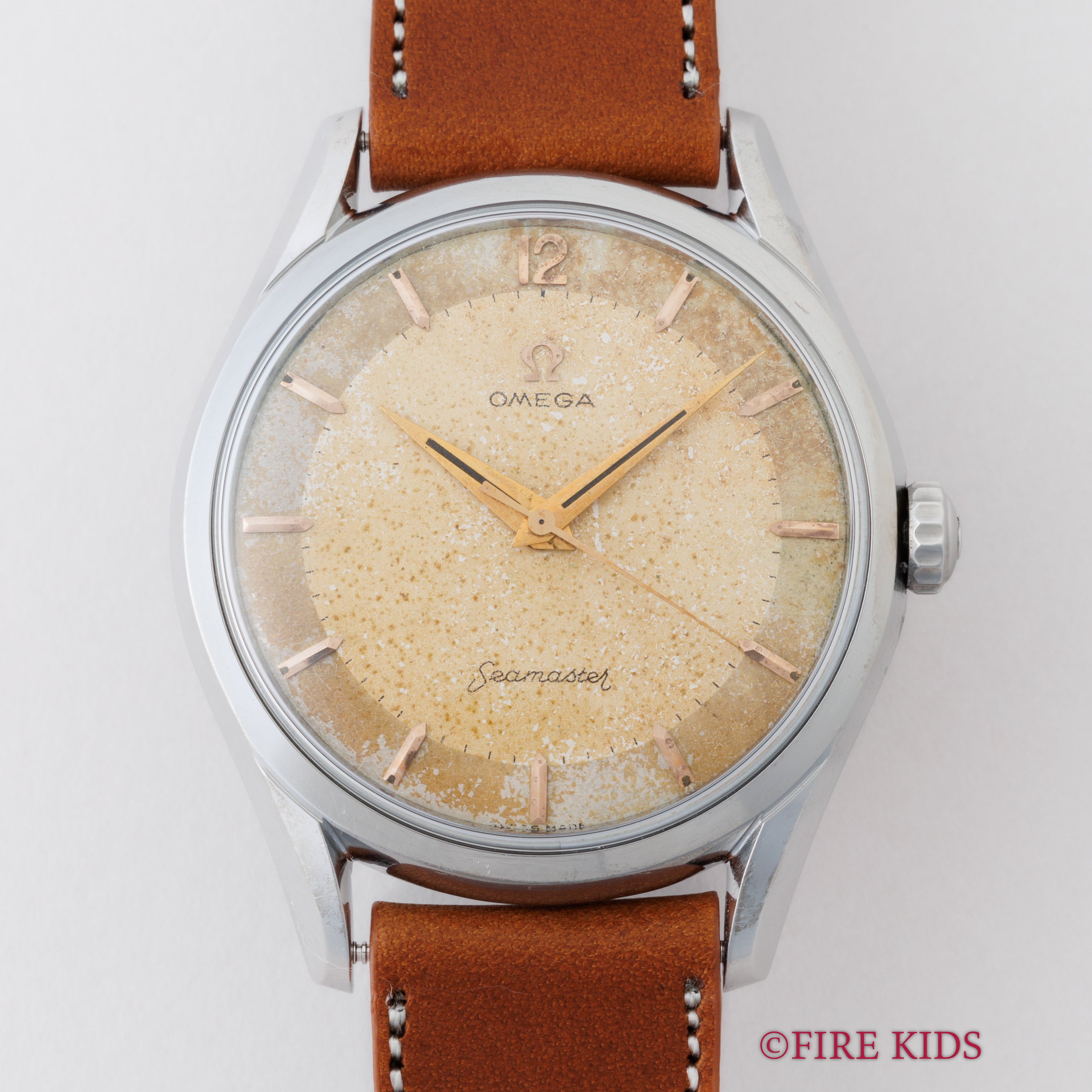 オメガ 30mmキャリバー 2トーン パティーナダイヤル 1956年製 手巻 Cal.284