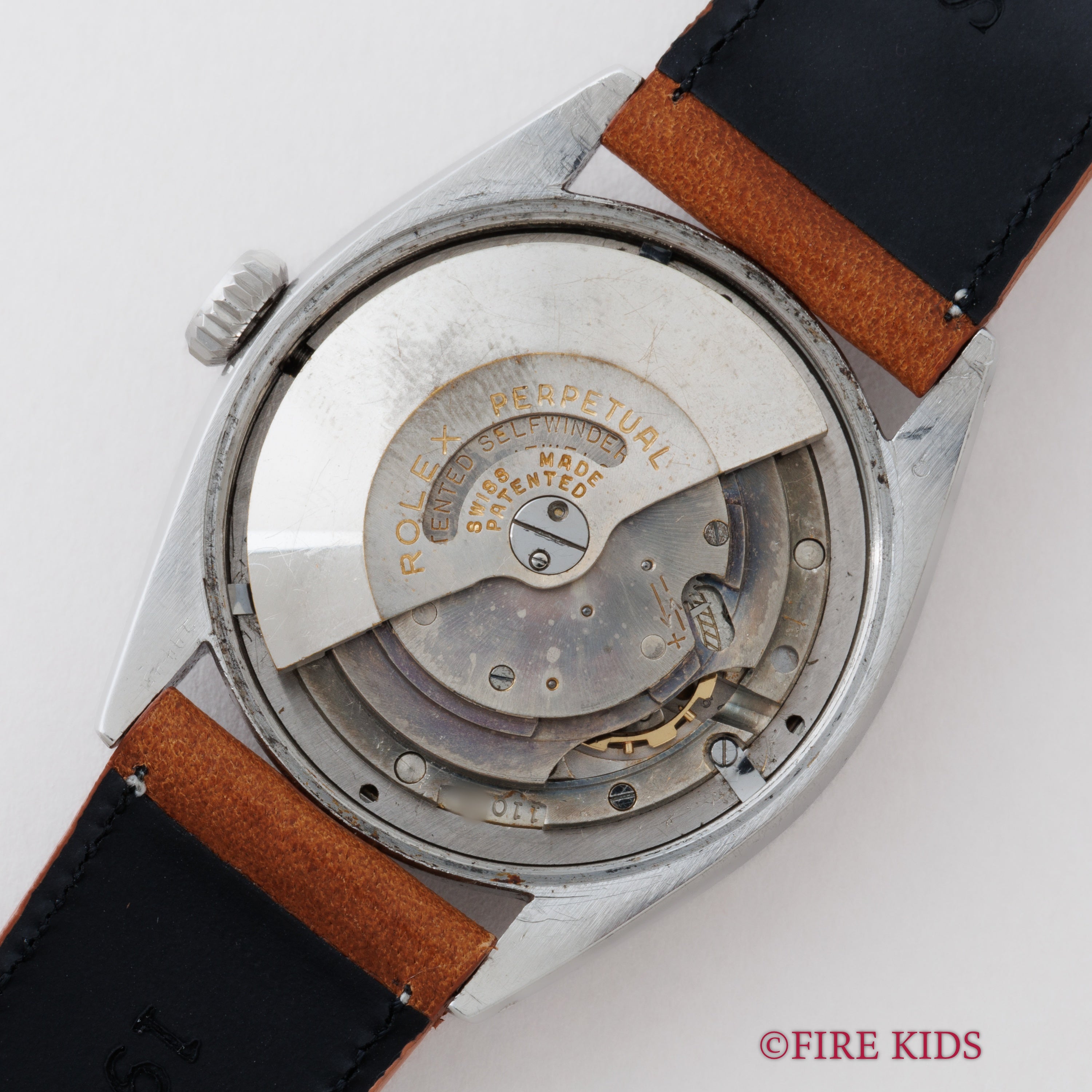 ロレックス セミバブルバック 1950年製/昭和25年製 スーパーオイスターリューズ 彫エクスプローラーダイヤル