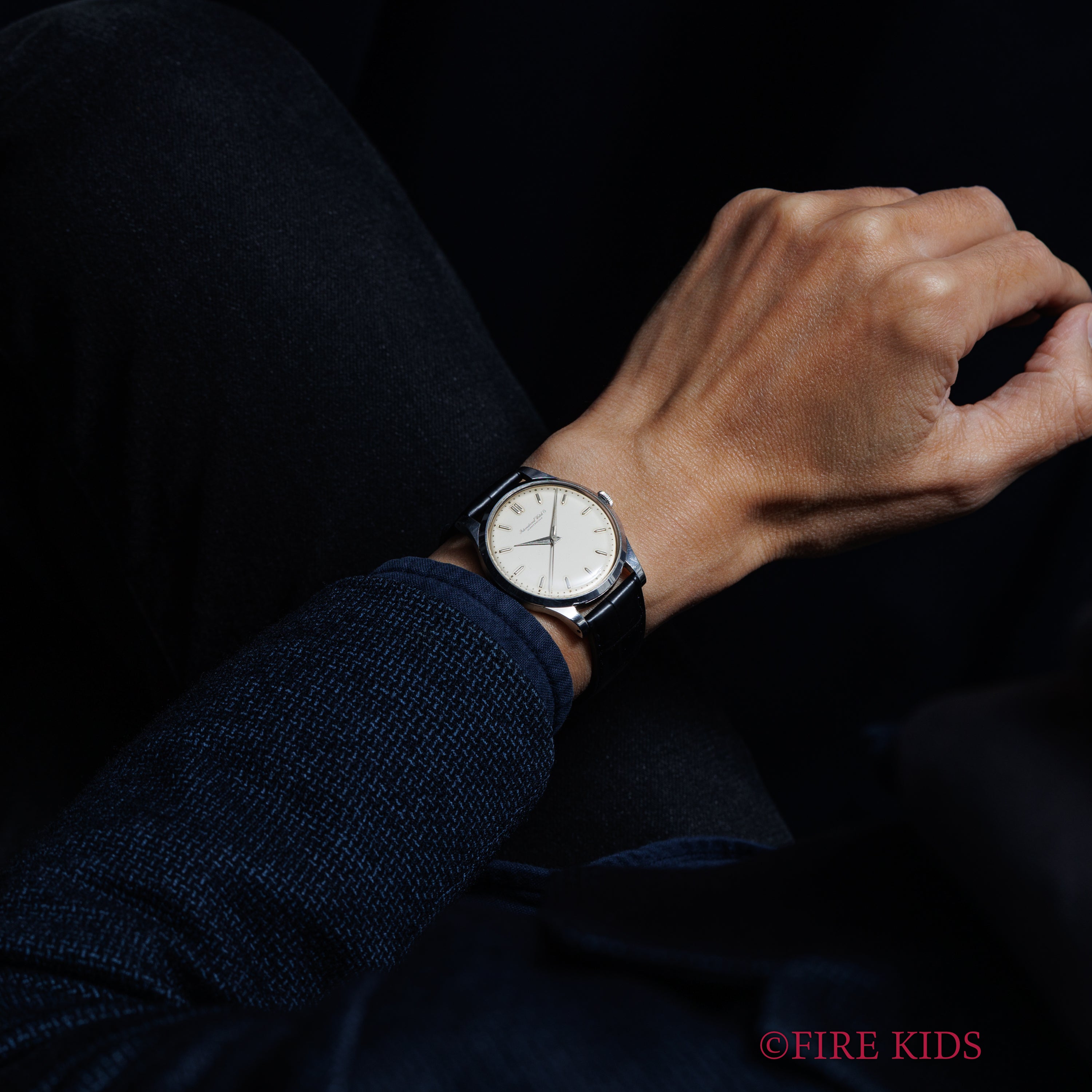 IWC ラウンドケース 1958年製 手巻き Cal.89 砲弾インデックス