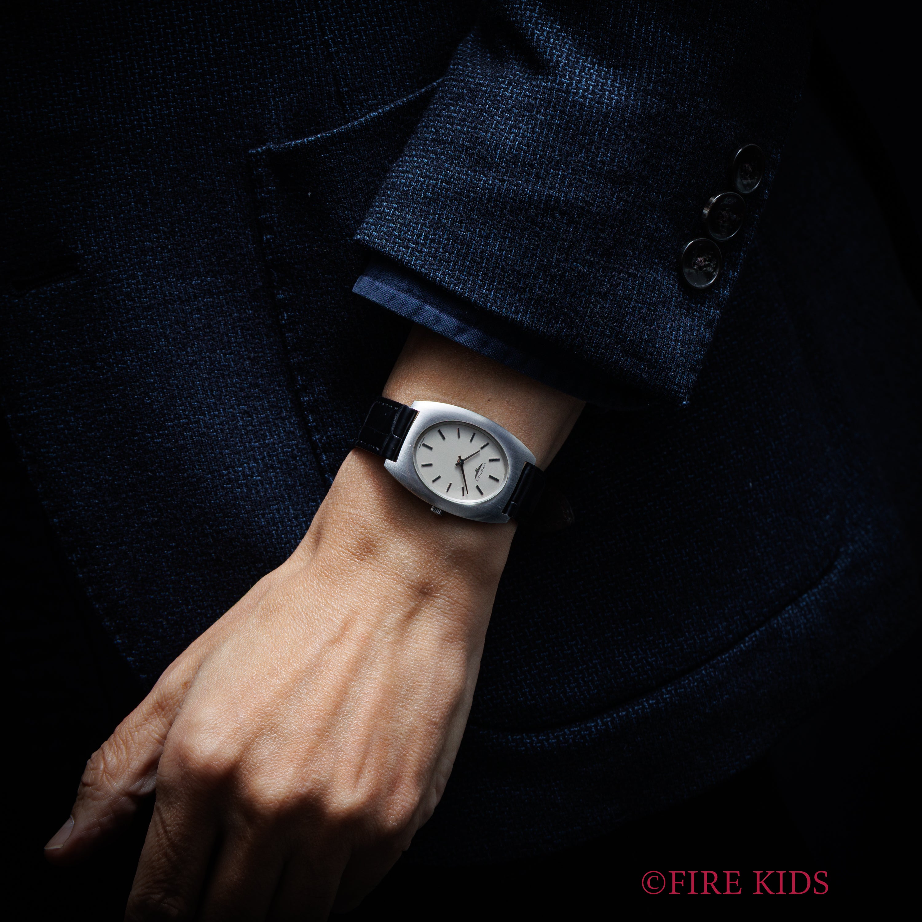 ロンジン トノーケース 1973年製 Cal.428 薄型手巻き