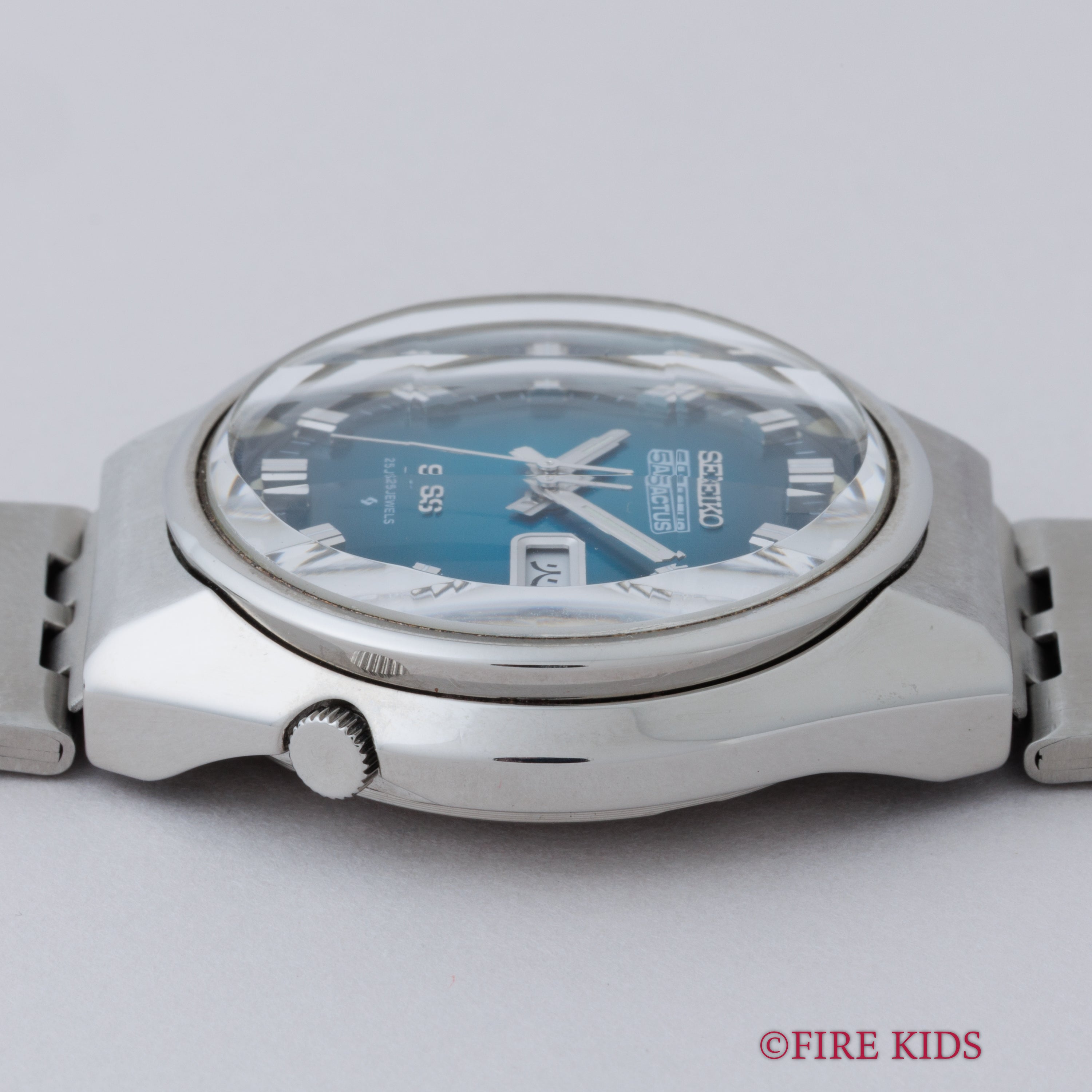 セイコー 5アクタス Ref.6106-7690 純正ブレス付き 1973年製 カットガラス グラデーションダイヤル 自動巻き