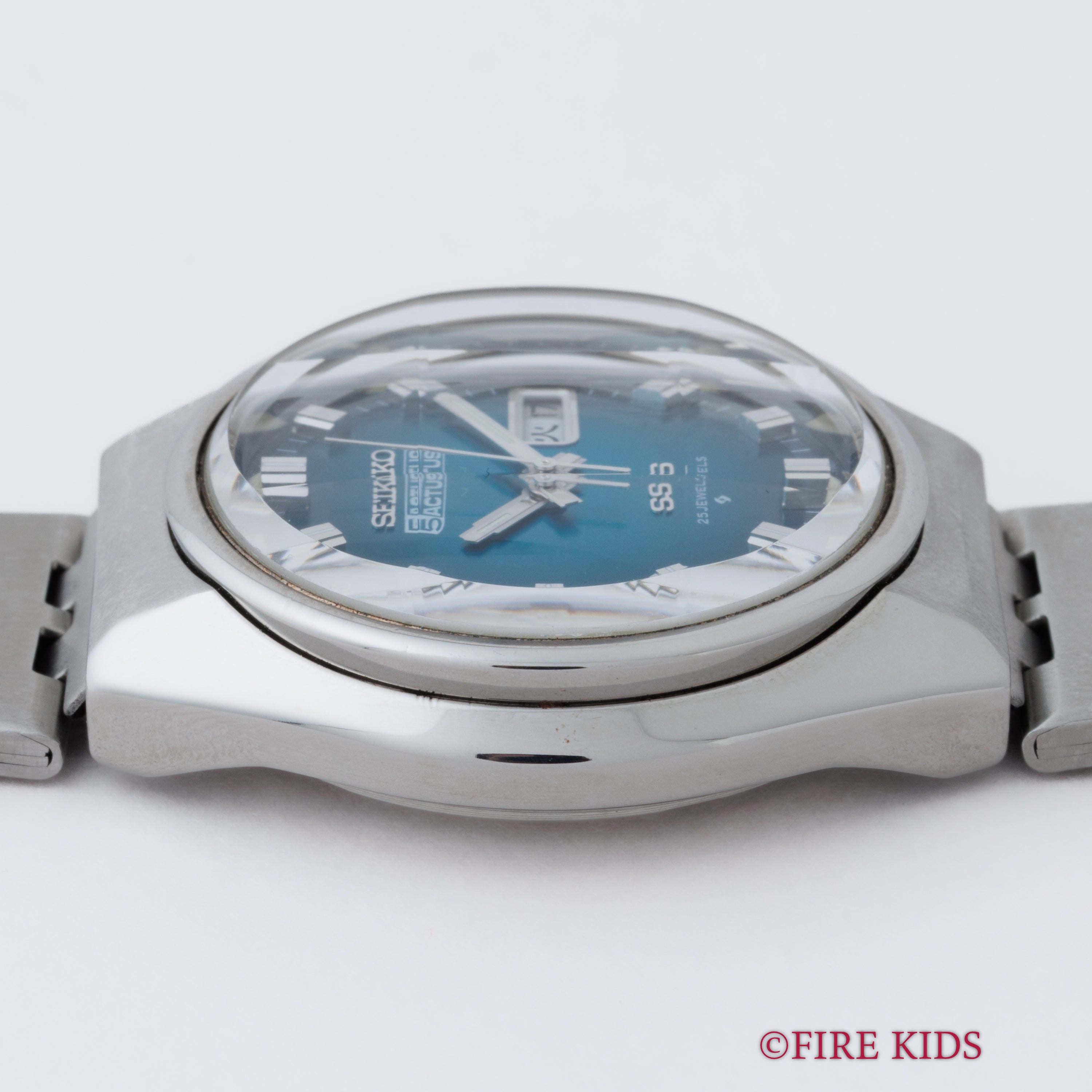 セイコー 5アクタス Ref.6106-7690 純正ブレス付き 1973年製 カットガラス グラデーションダイヤル 自動巻き