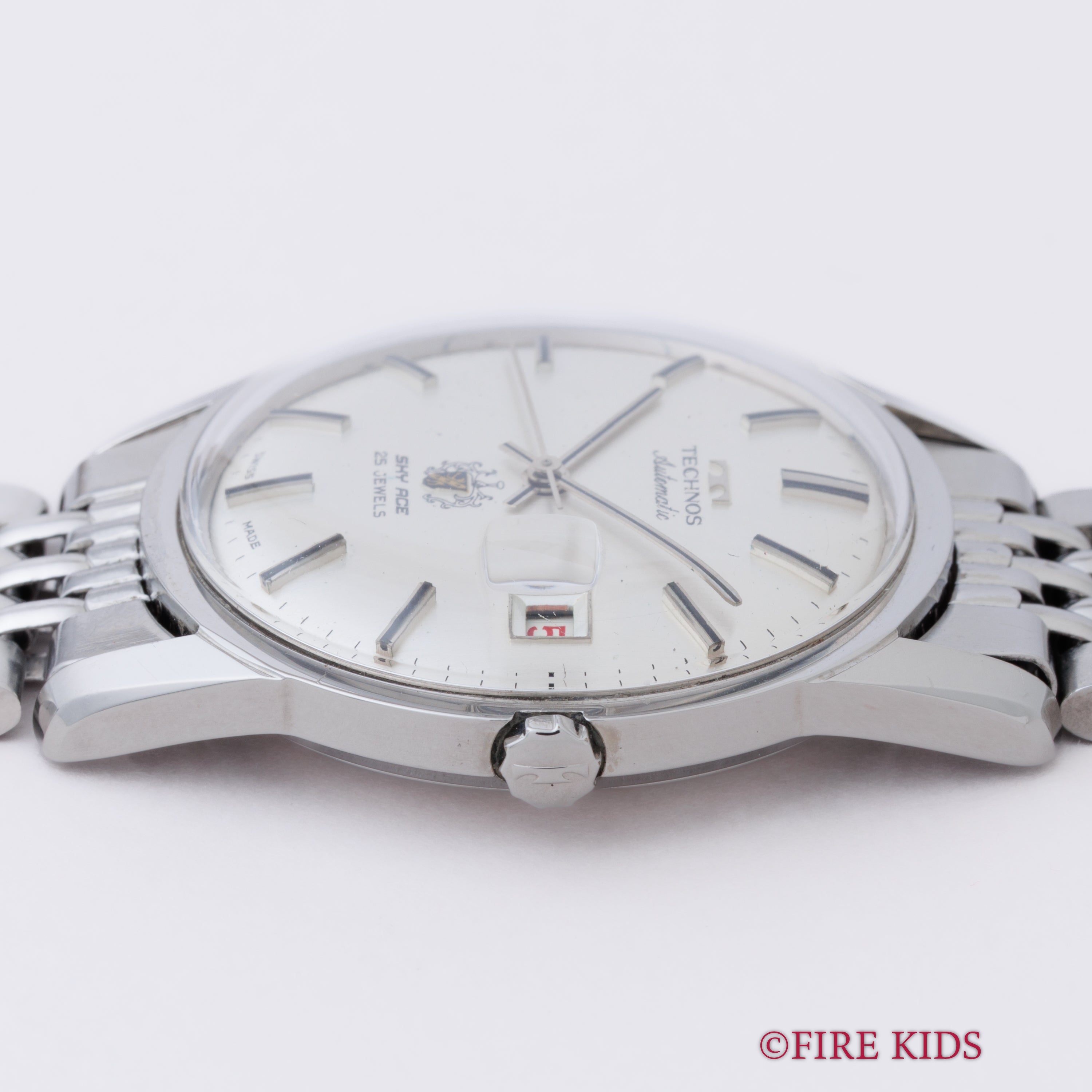 テクノス スカイエース 1960年代製 純正ブレス 赤カレンダー 自動巻き