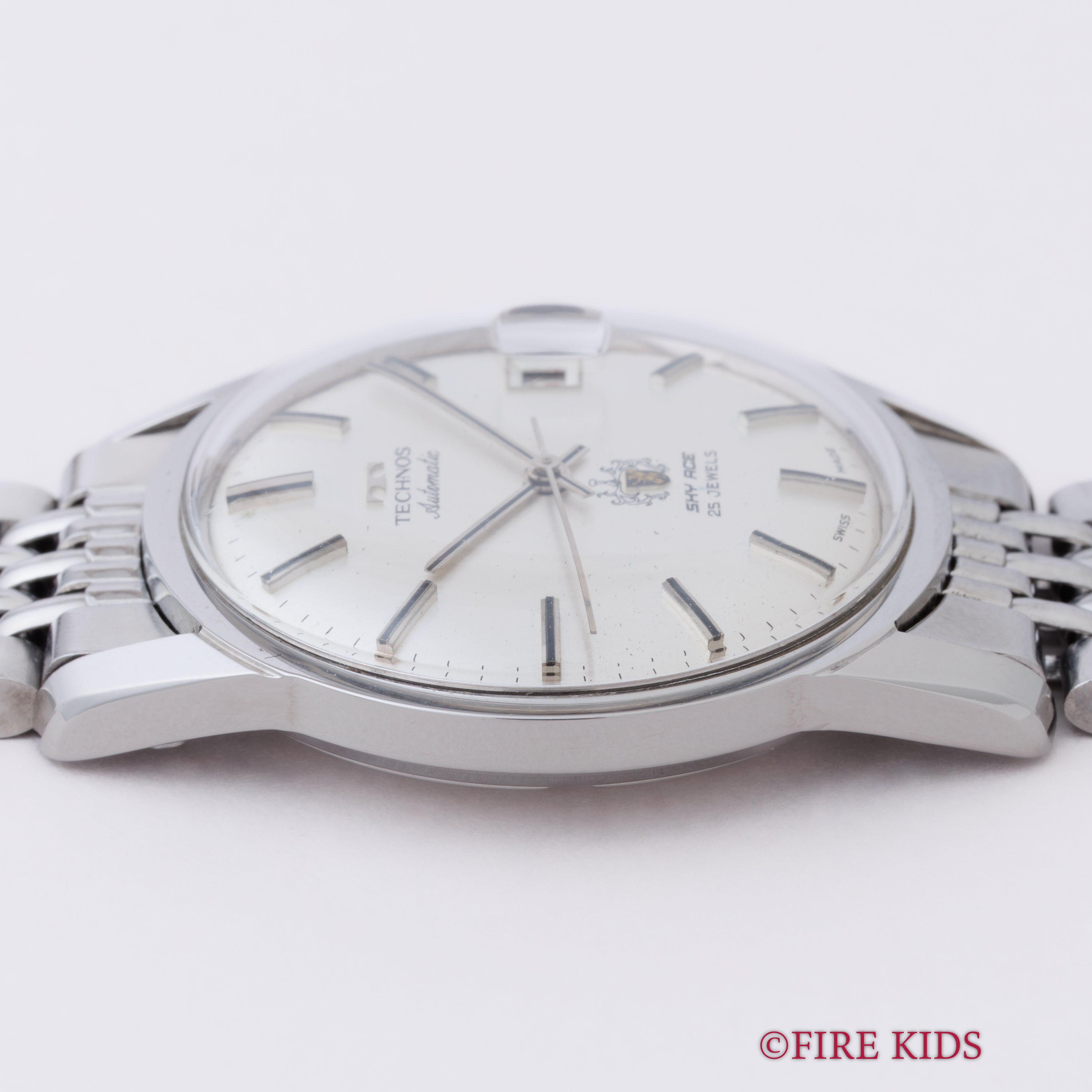 テクノス スカイエース 1960年代製 純正ブレス 赤カレンダー 自動巻き