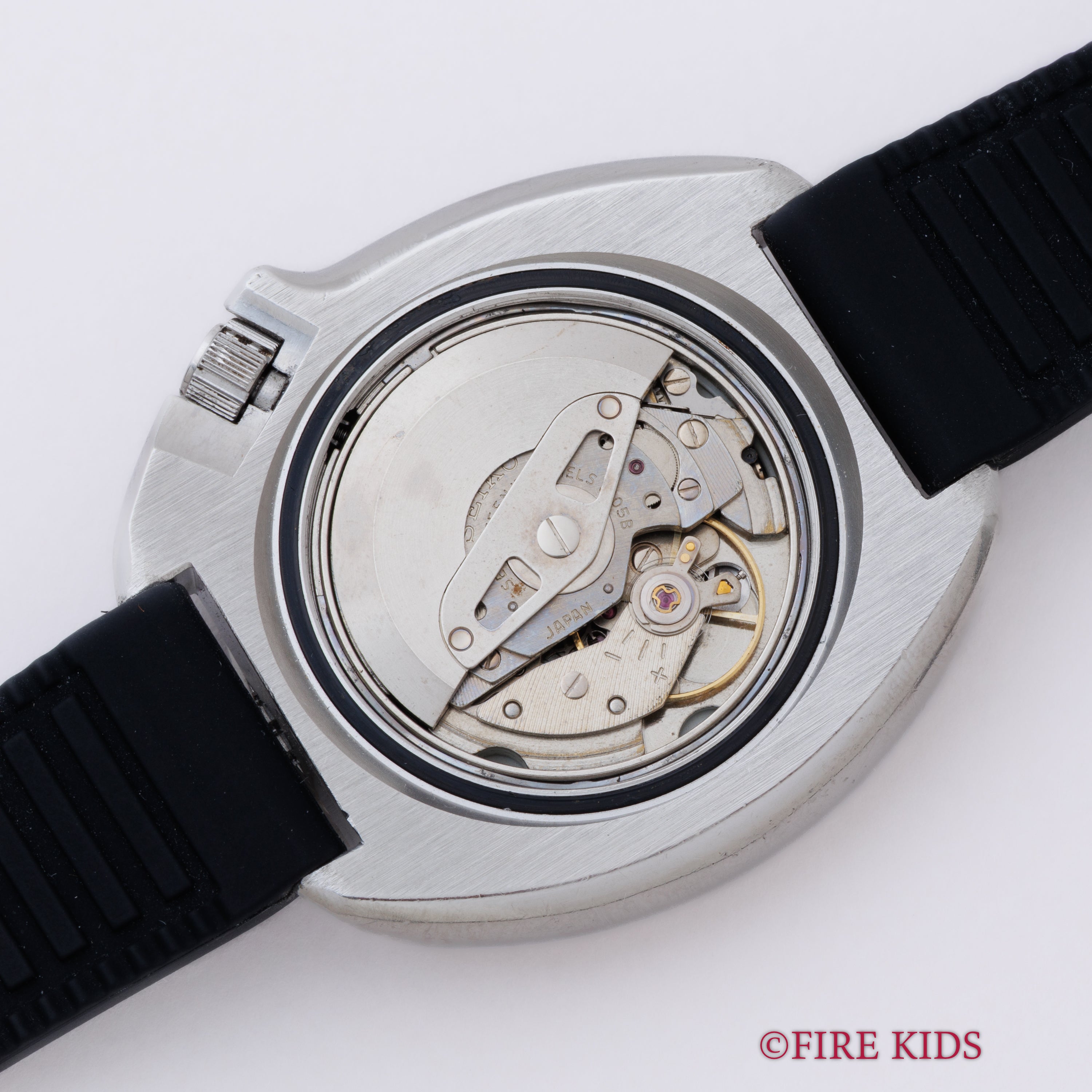 セイコー 150mダイバー 2nd後期 植村ダイバー 1975年製 自動巻き Ref.6105-8110