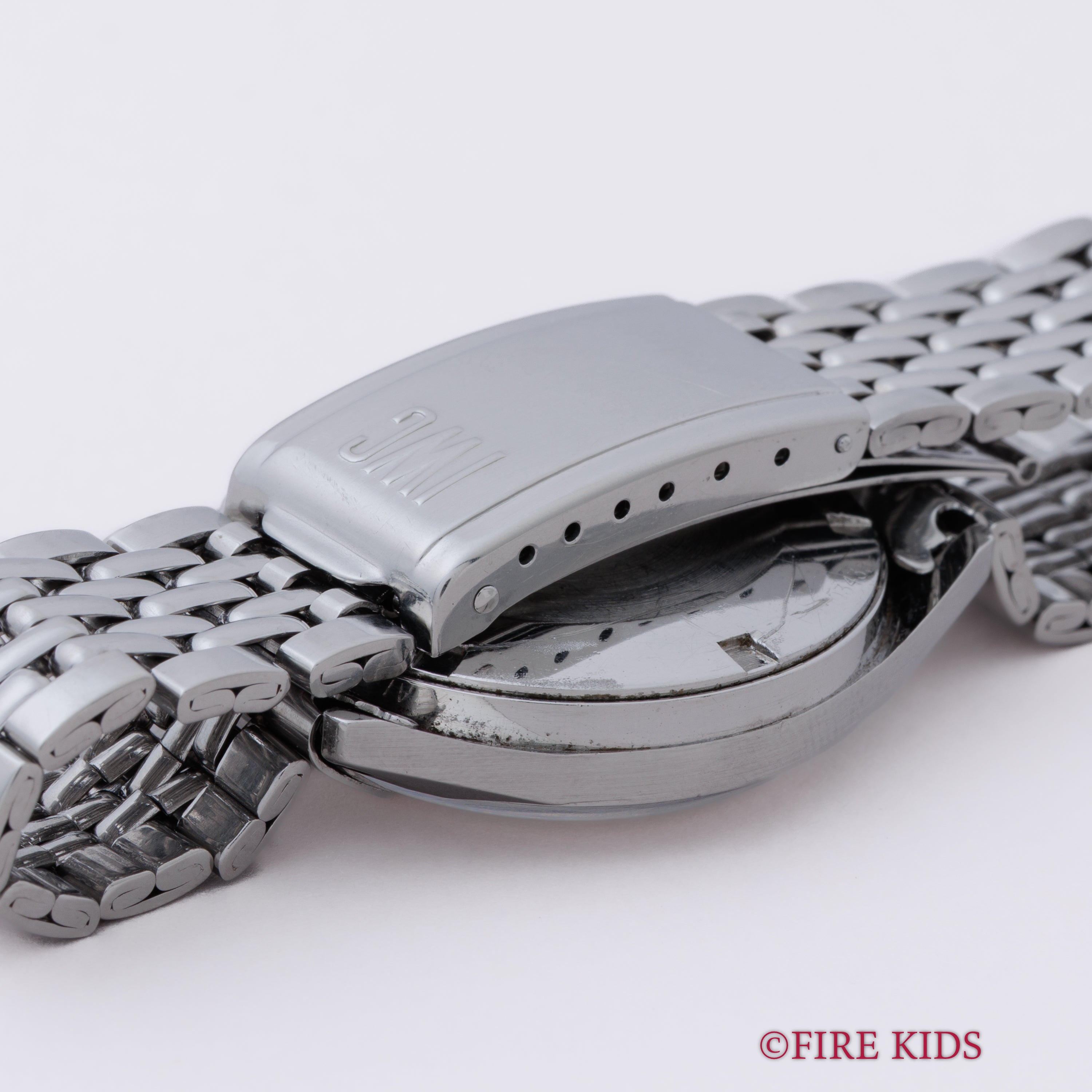 IWC ラウンド 1970年製（昭和45年製） Cal.89 手巻き オールドインター R810 純正ゲイフレアー社製ブレス