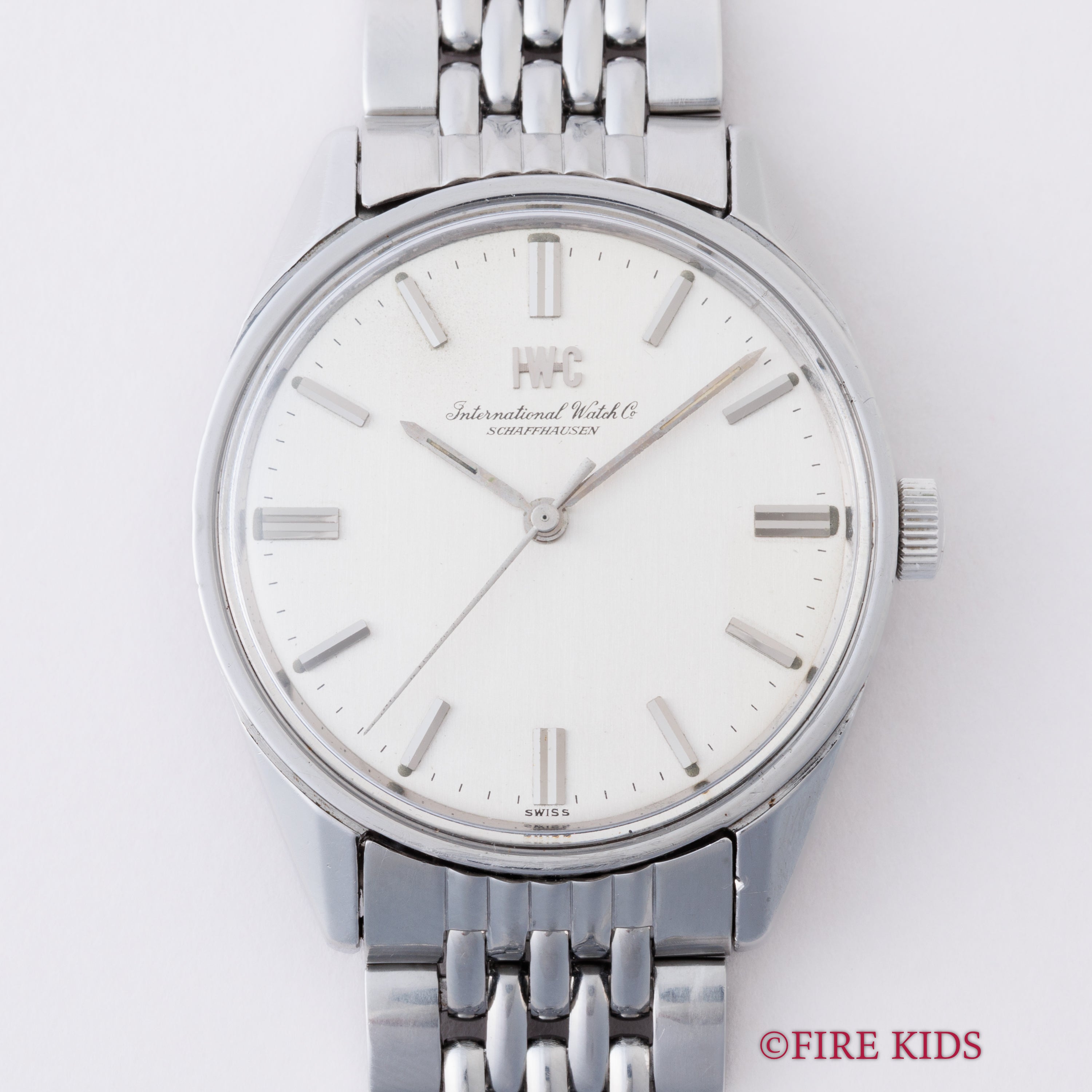 IWC ラウンド 1970年製（昭和45年製） Cal.89 手巻き オールドインター R810 純正ゲイフレアー社製ブレス