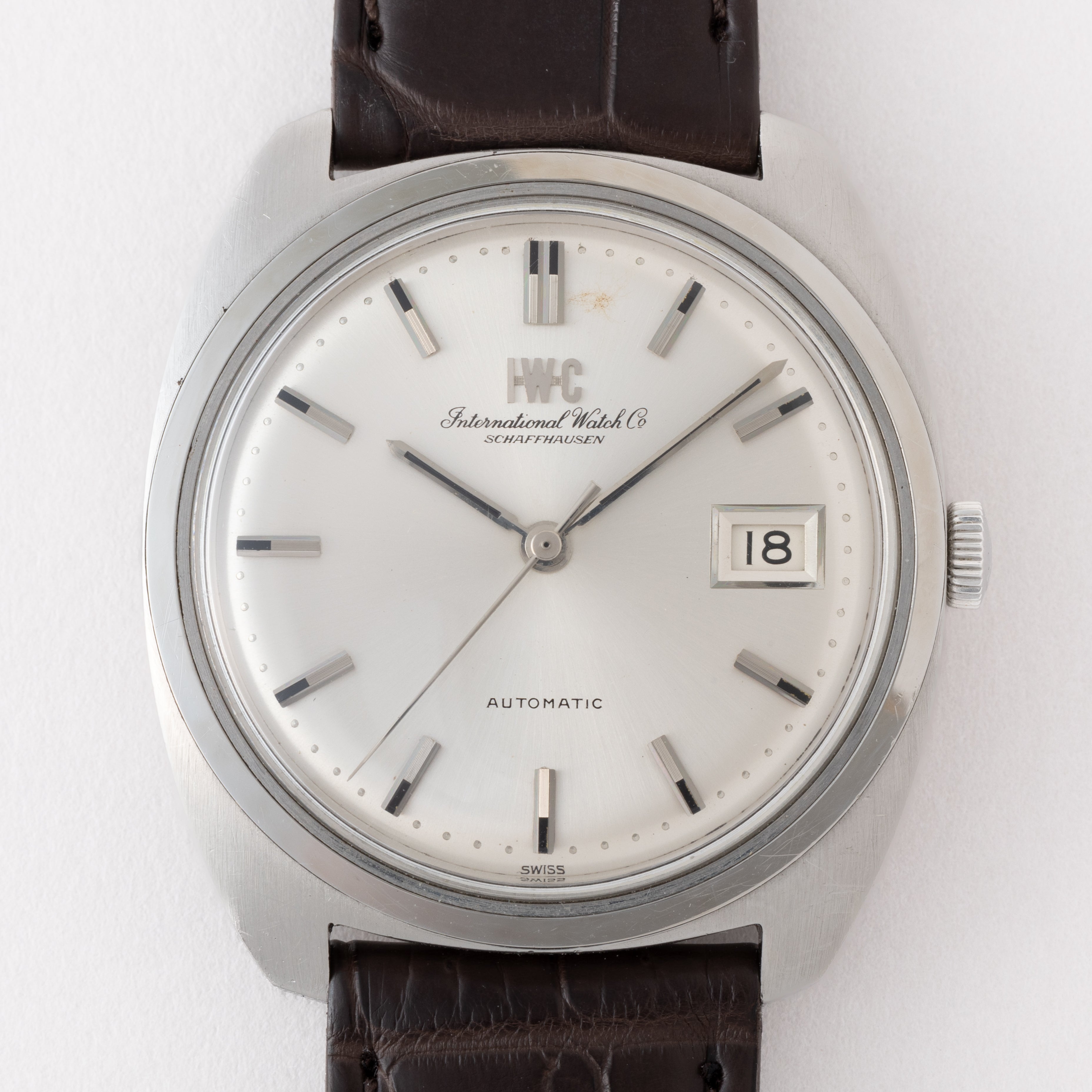 IWC トノーケース 1969年製 Ref.R819A Cal.8541