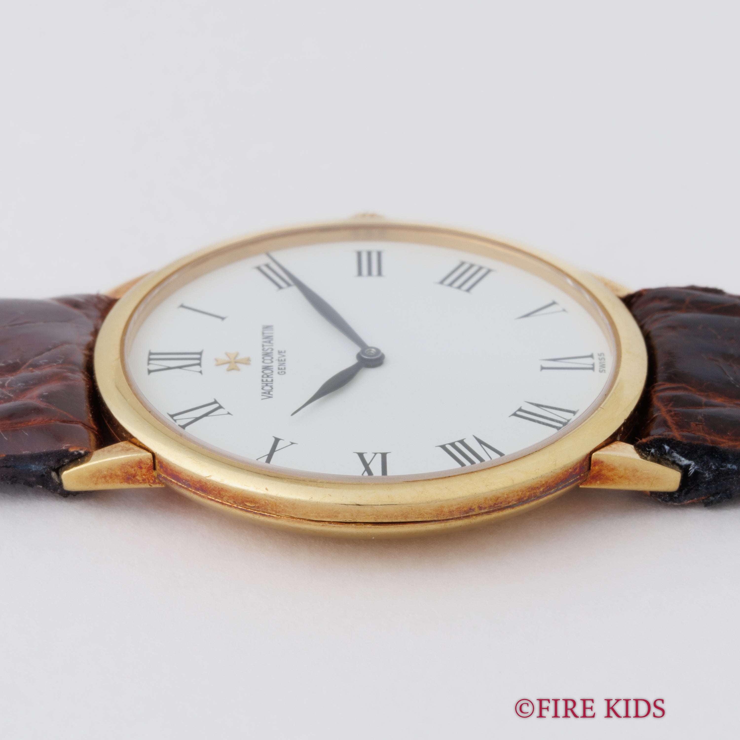 ヴァシュロンコンスタンタン 18金無垢エッセンシャル 1990年代製 Ref.31015/1 エクストラフラット 手巻 純正金無垢尾錠