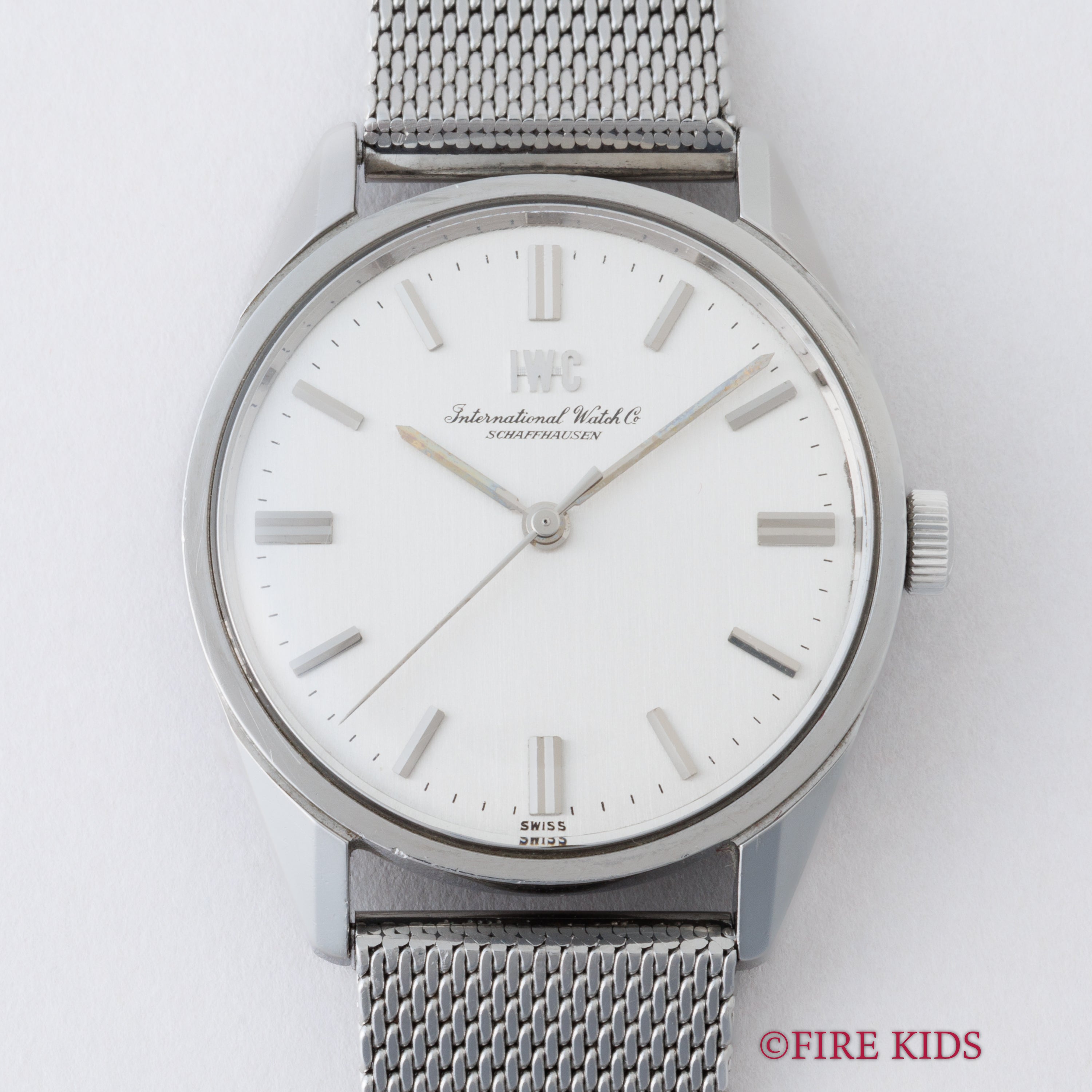 IWC ラウンド 1970年製（昭和45年製） Cal.89 手巻き オールドインター R810 純正メッシュブレス付