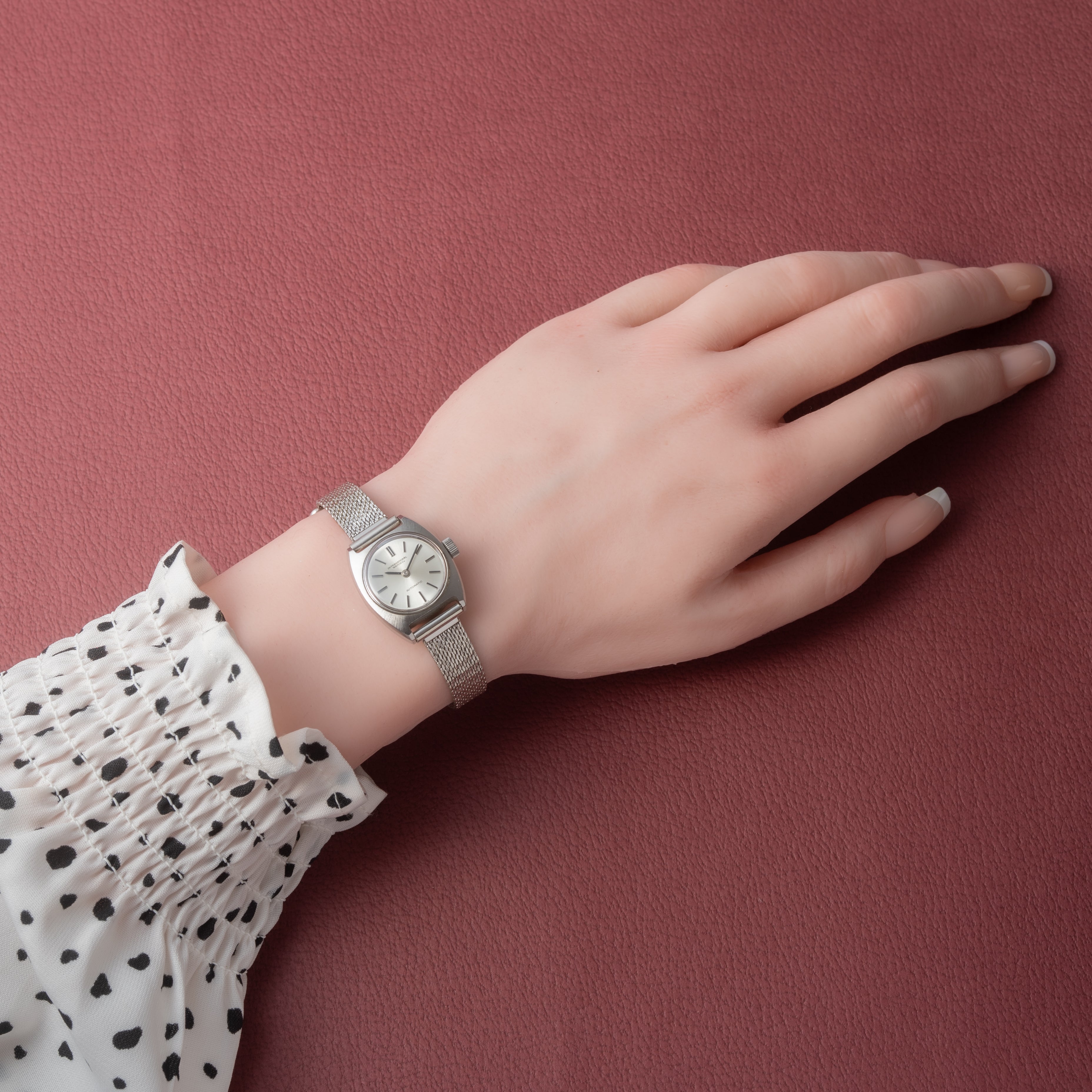 IWC レディース オートマチック トノー型 1970年代