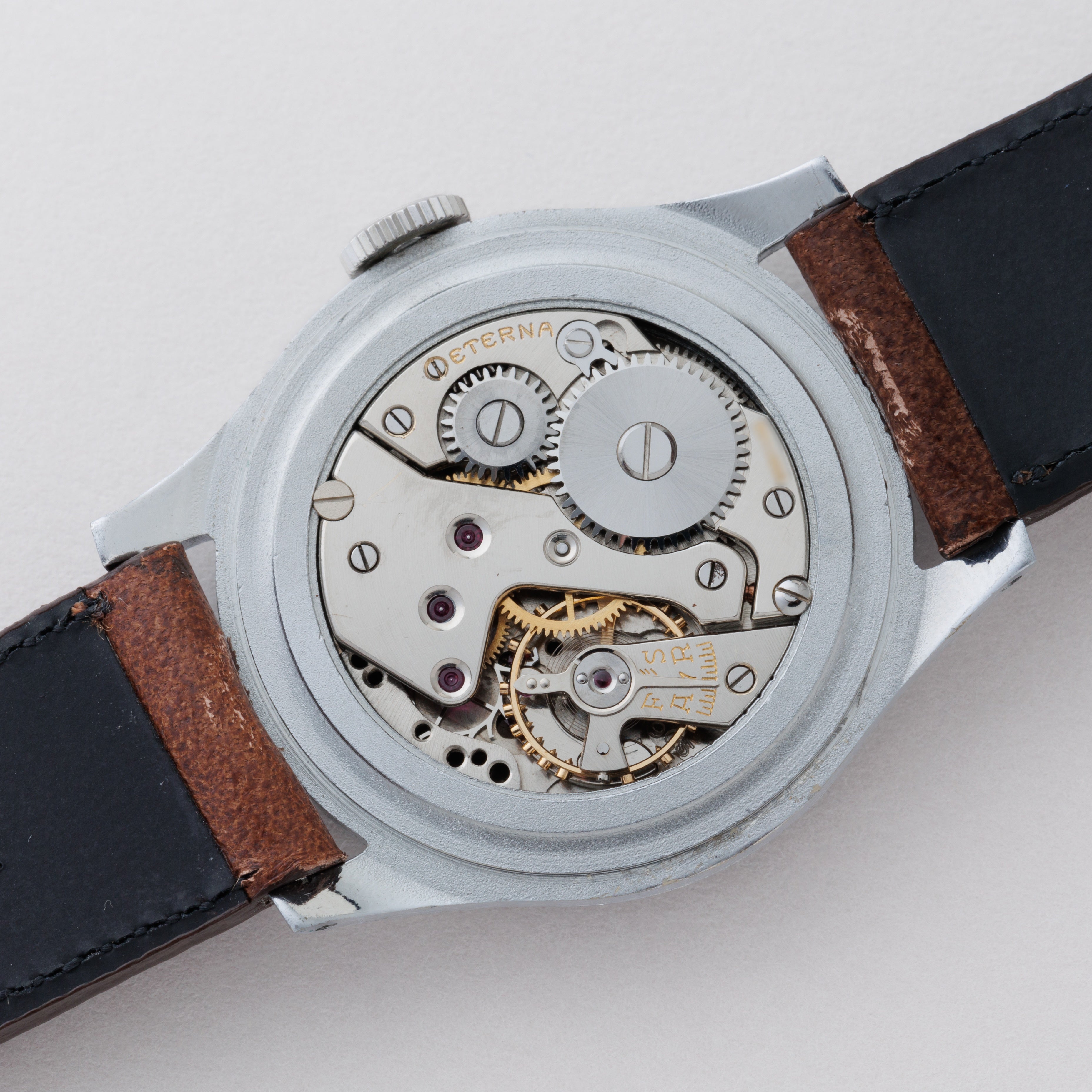 エテルナ ラウンドケース 1940年代製 ブラックミラーダイヤル スモールセコンド タグ付き