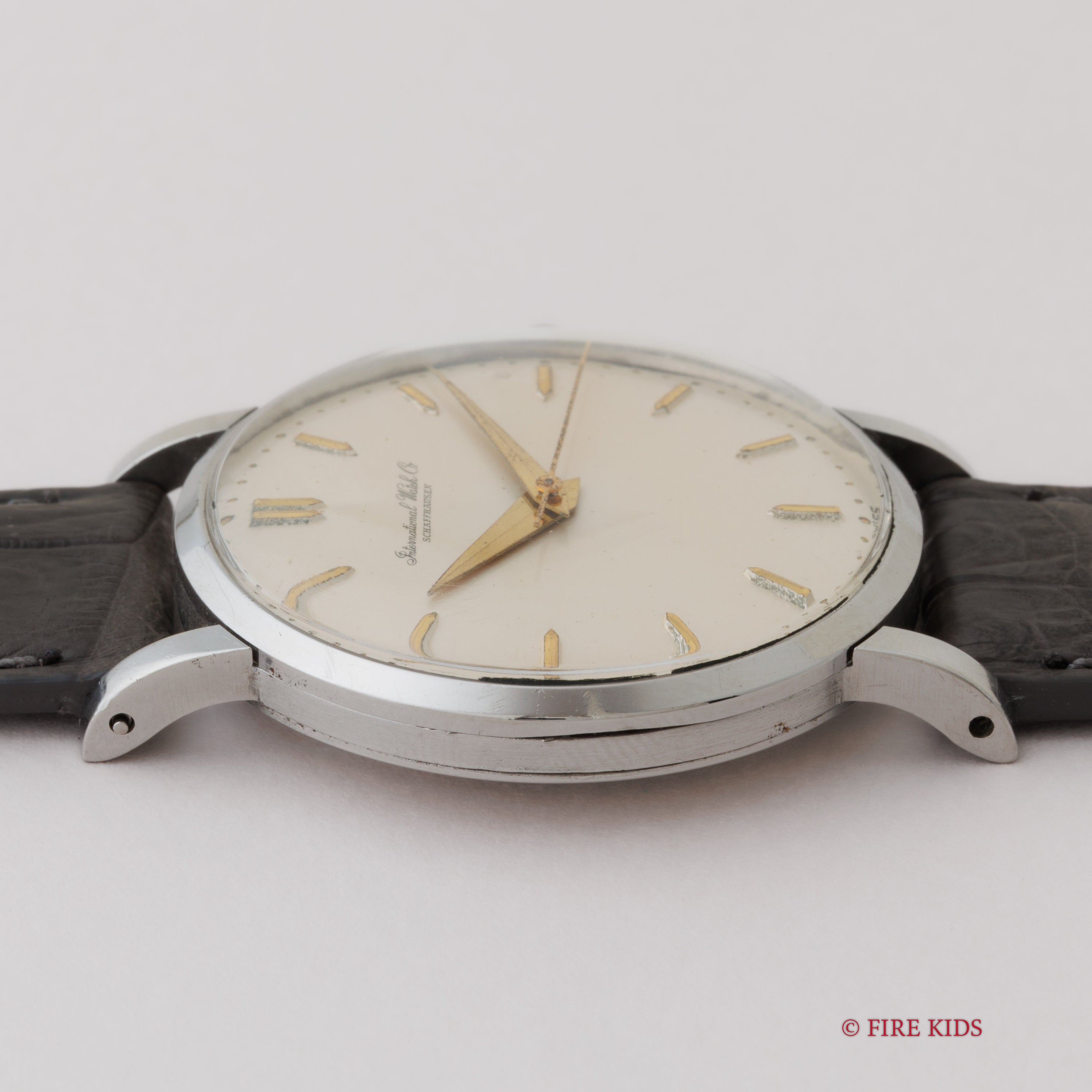 IWC Cal.89 手巻き ラウンドケース 1957年製 砲弾インデックス