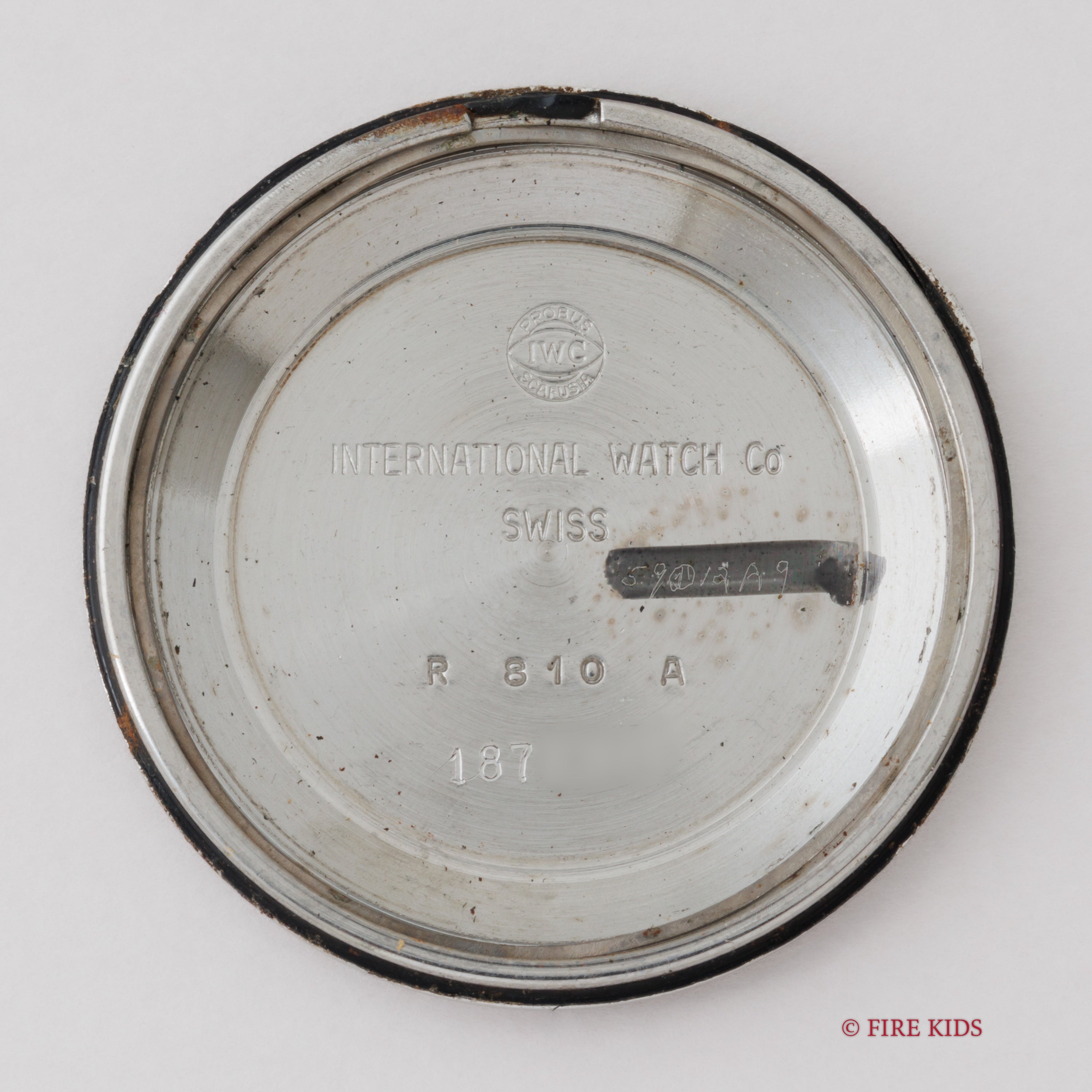 IWC ラウンドケース 1968年製 ペラトン式自動巻 Ref.R810A シルバーダイヤル