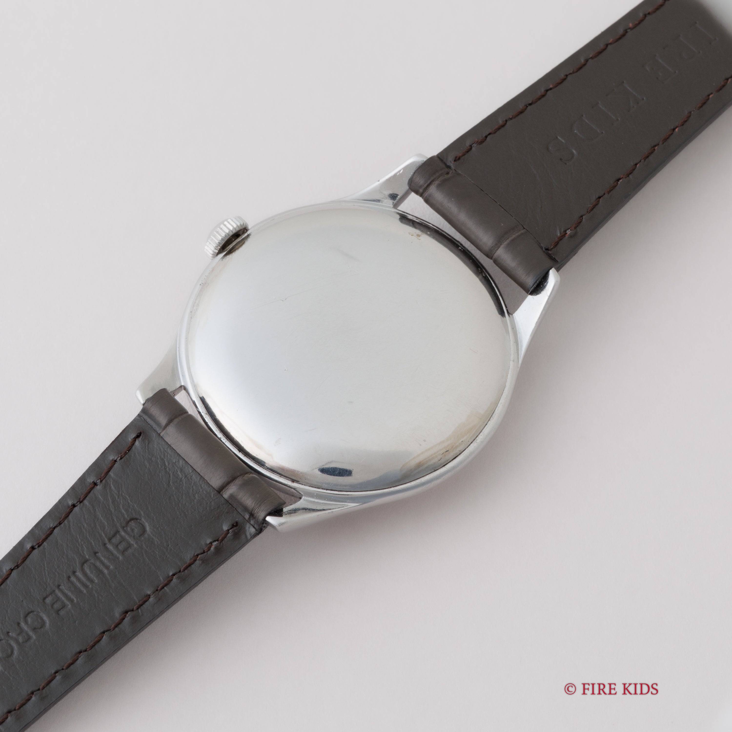 IWC 36㎜ラウンドケース 1959年製 スモールセコンド 手巻き Cal.88