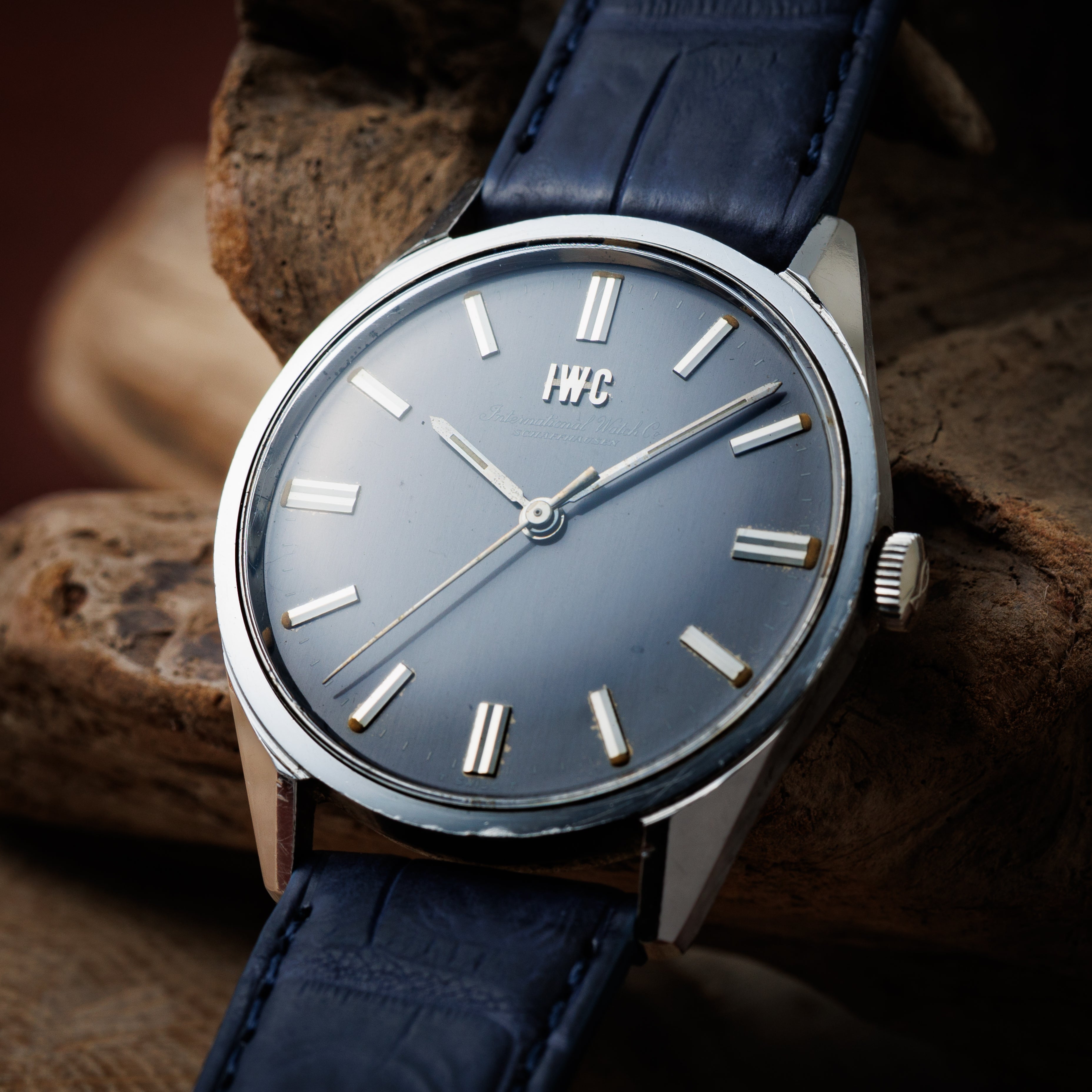 IWC ラウンド グレーダイヤル 1969年製 Ref.R810 手巻き Cal.89 スクリューバックケース お魚リューズ