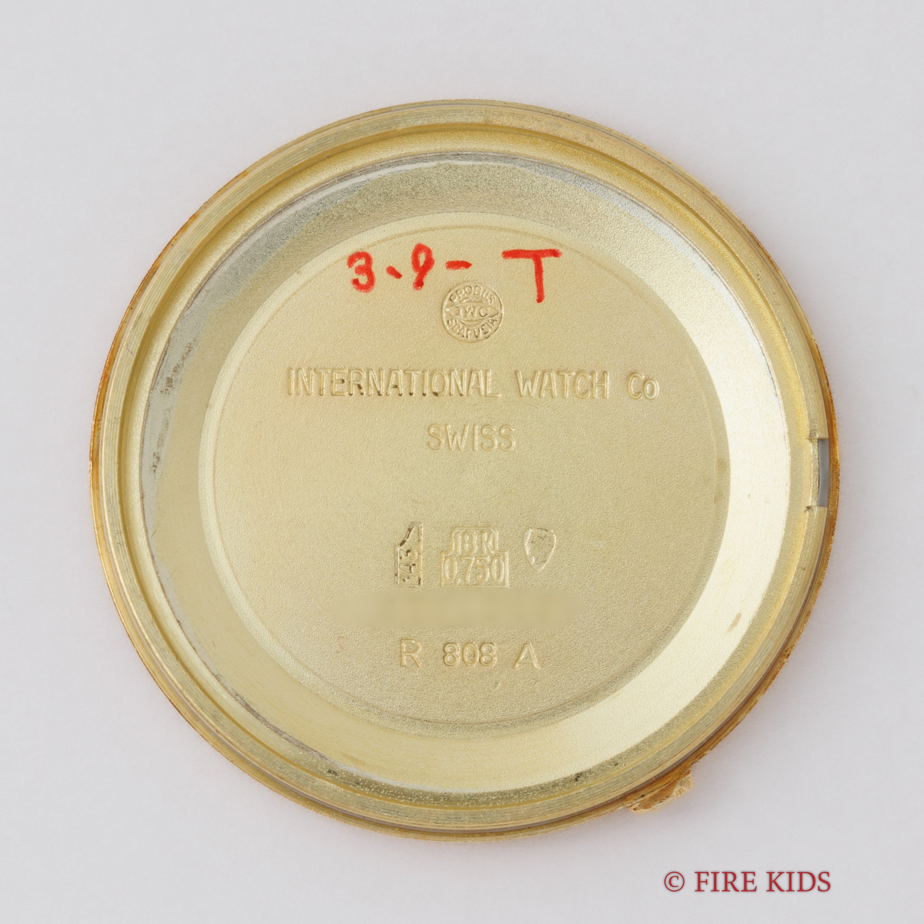 IWC ラウンドケース 18金無垢 ペラトン式自動巻き 1967年製 Cal.8541 Ref.808A ボンベダイヤル 純正尾錠付き