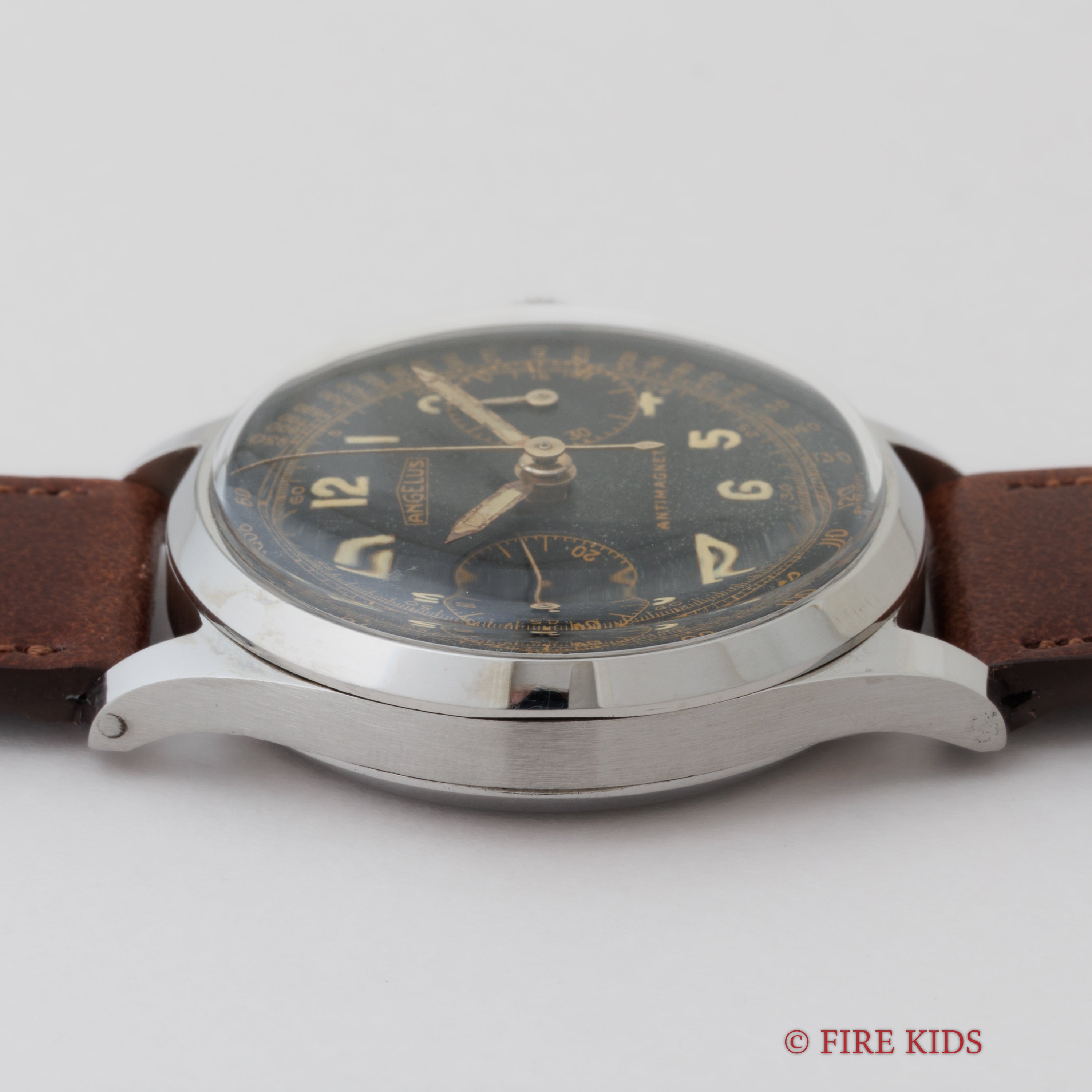 アンジェラス 2レジスター クロノグラフ 1940年代製 オリジナルブラックダイヤル 手巻き Cal.215