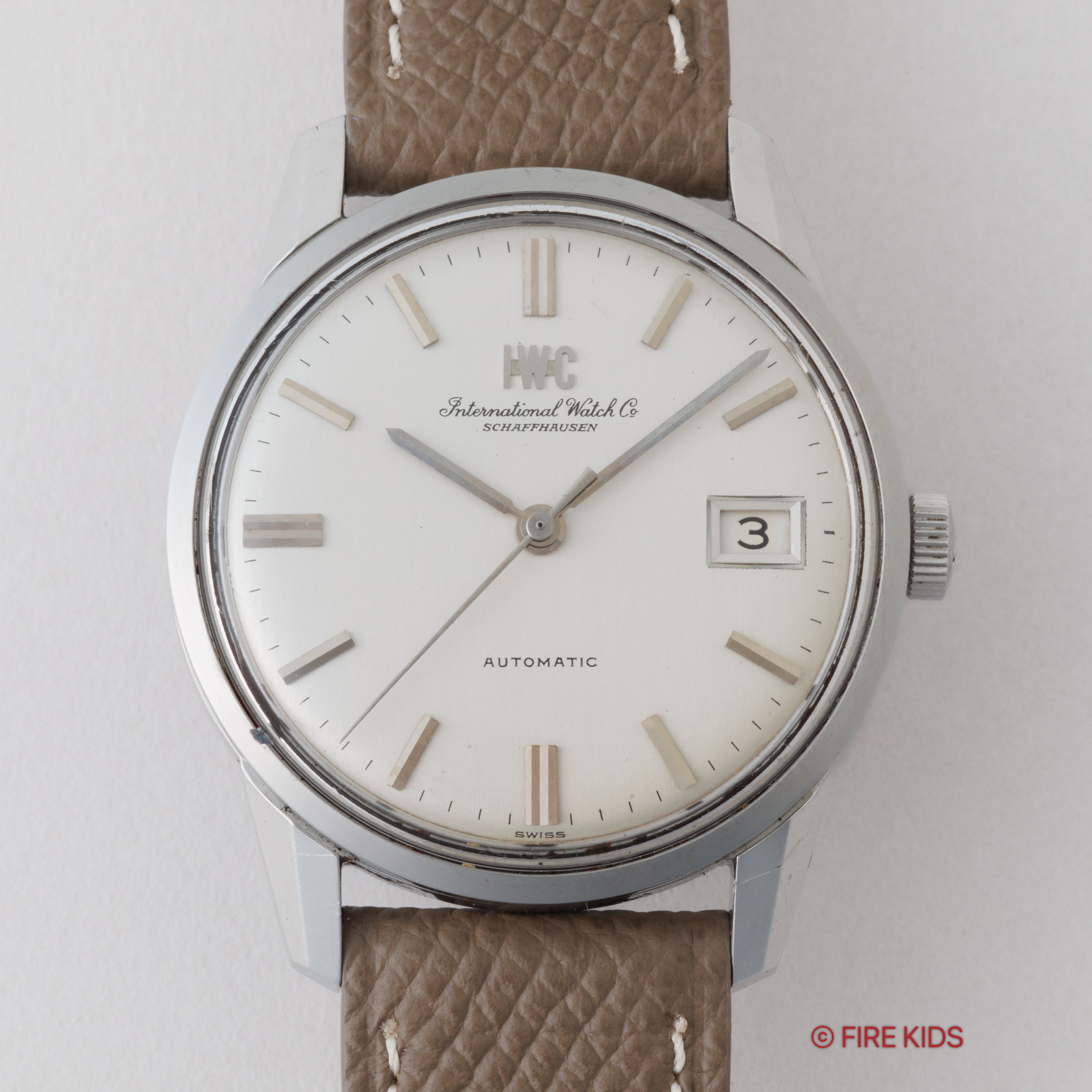 IWC ラウンドケース 1970年製(昭和45年製）ペラトン式自動巻 Ref.R810AD シルバーダイヤル