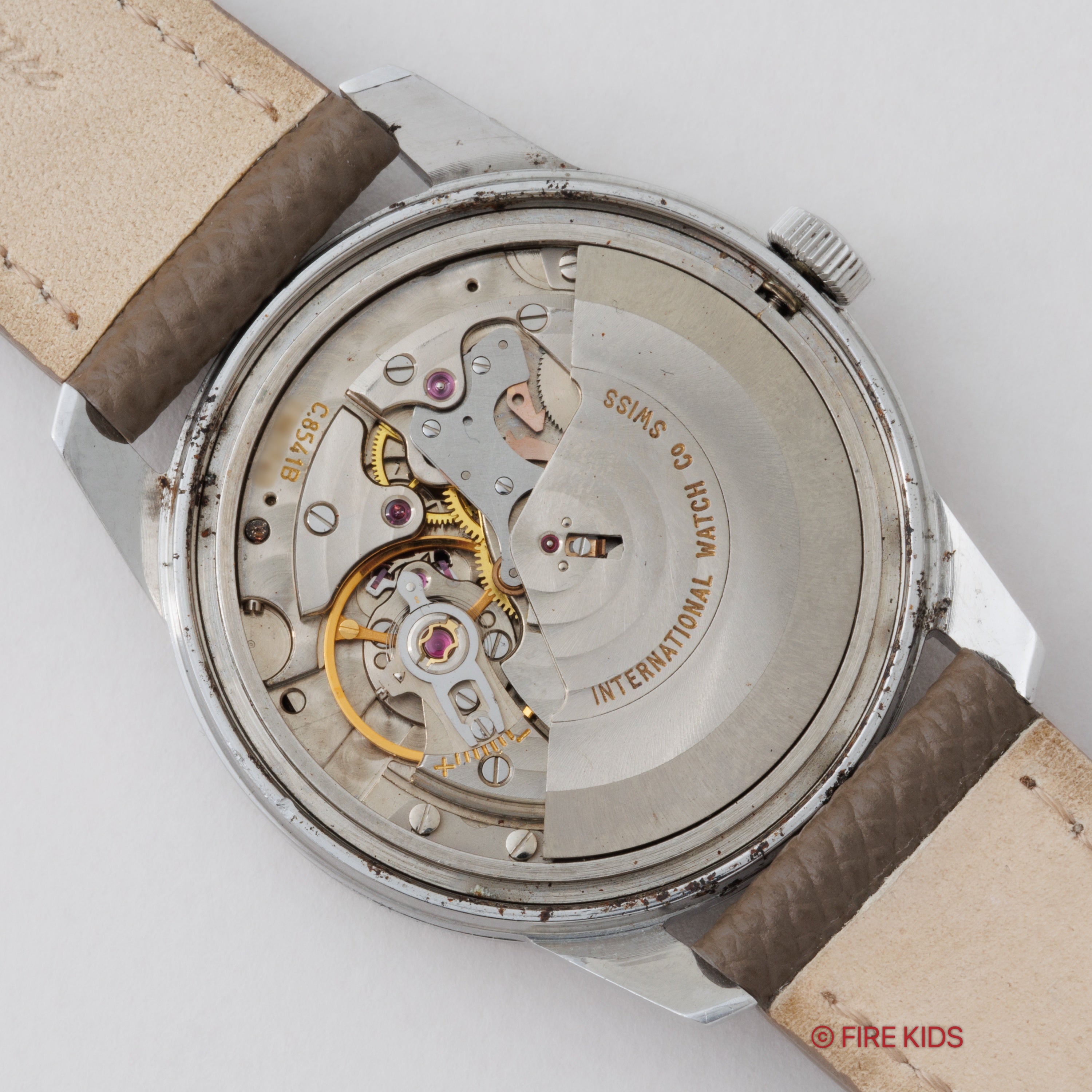 IWC ラウンドケース 1970年製(昭和45年製）ペラトン式自動巻 Ref.R810AD シルバーダイヤル