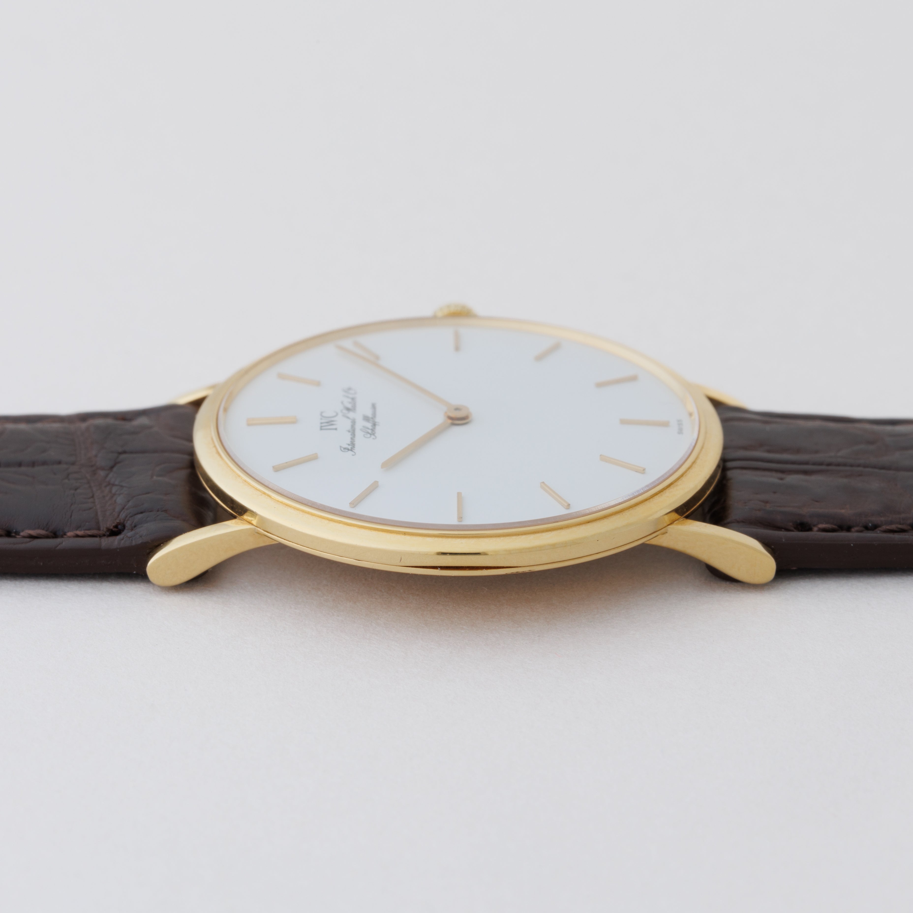 IWC 18金無垢ラウンドケース Ref.2010 1991年製 手巻き Cal.185 ホワイトダイヤル