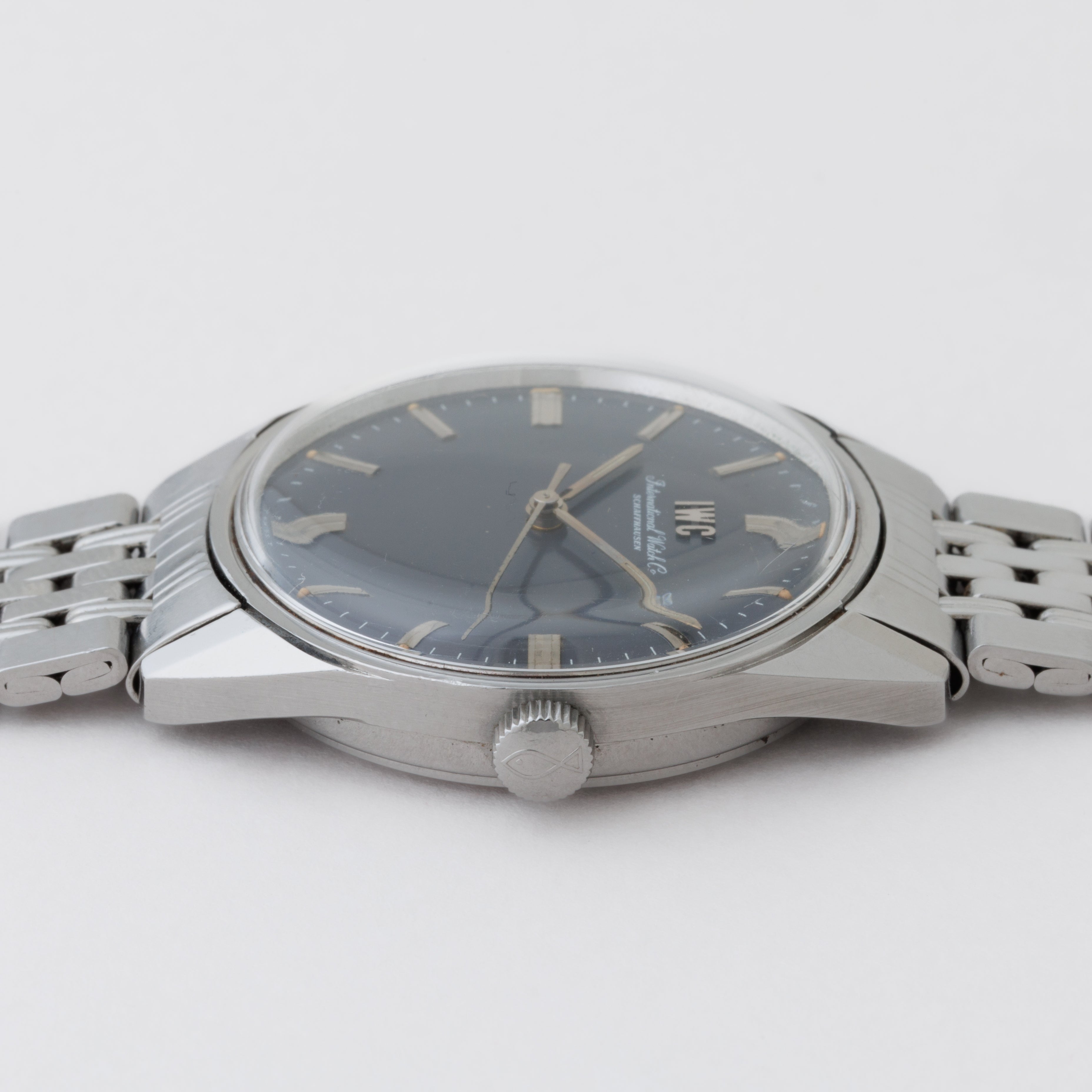 IWC	ラウンドケース グレーダイヤル 手巻きCal.89 Ref.810 1970年製/昭和45年製 純正ステンレスブレス付き