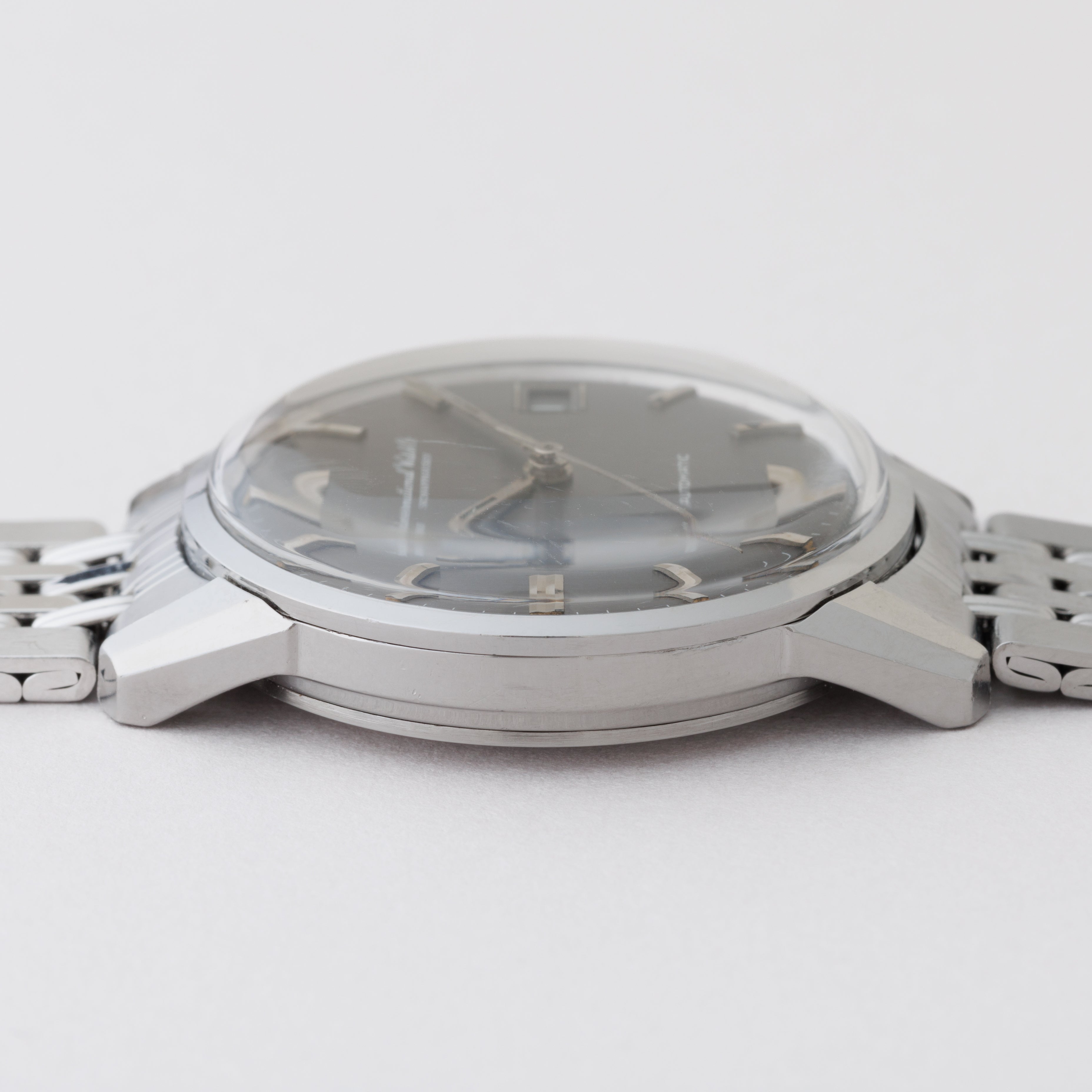 IWC ラウンドケース オートマチック 1969年製 Ref.R810A グレーダイヤル 純正ゲイフレアーブレス付き