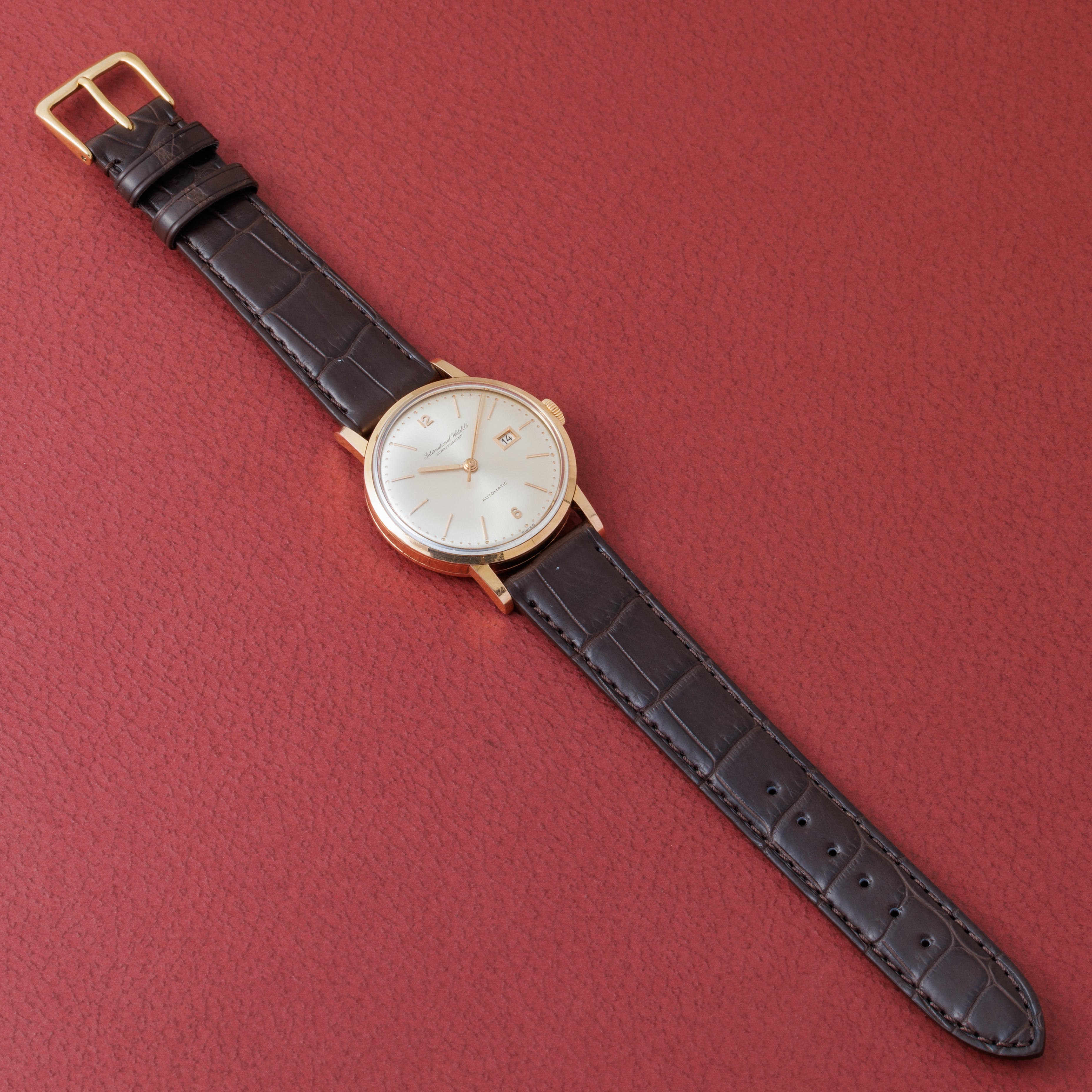 IWC ラウンドケース 1962年製 18金ピンクゴールド 寄り目 ペラトン式自動巻き Cal.8531