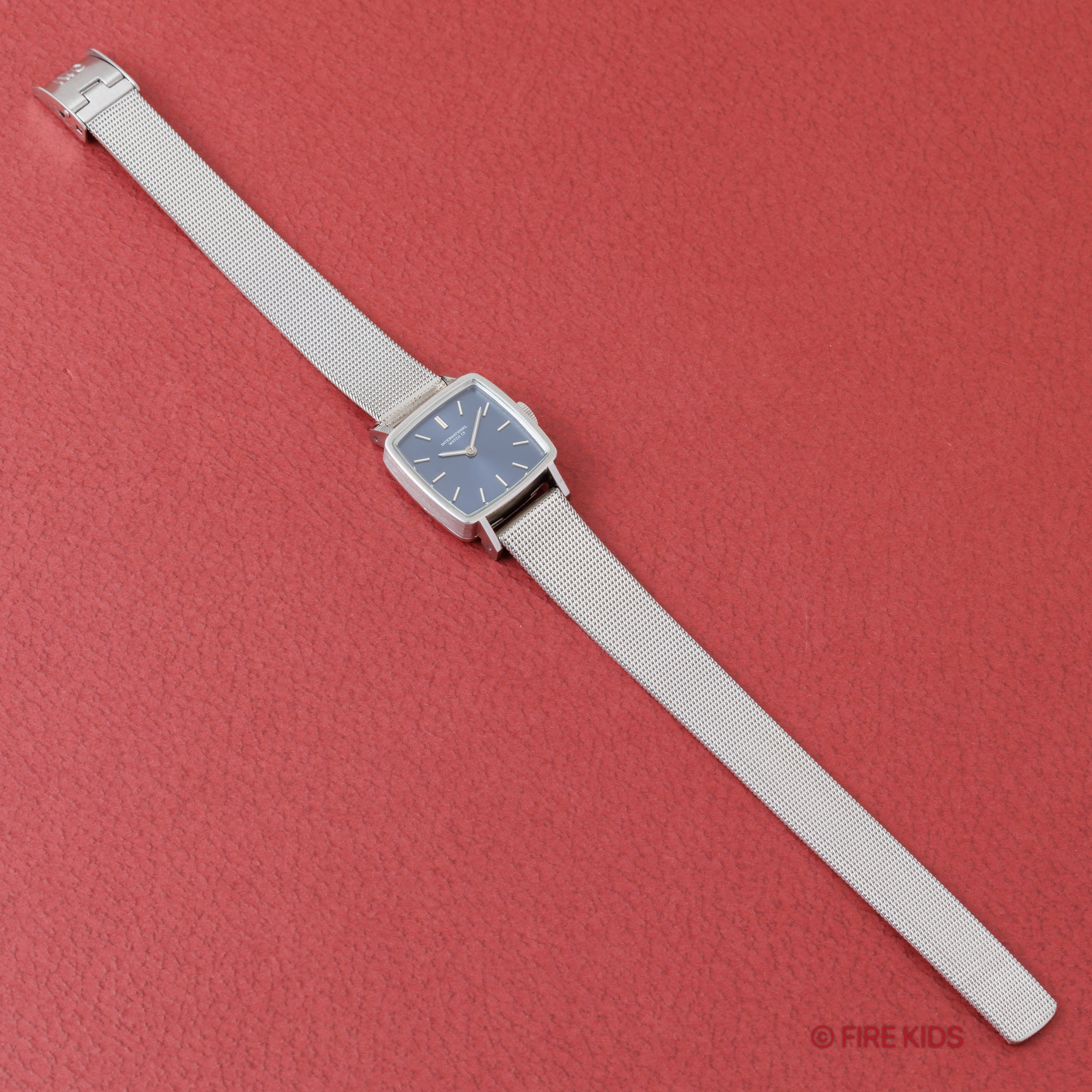 IWC インターナショナルウォッチカンパニー Ref.4174 ブルーダイヤル 1972年製 Cal.412 レディースウォッチ